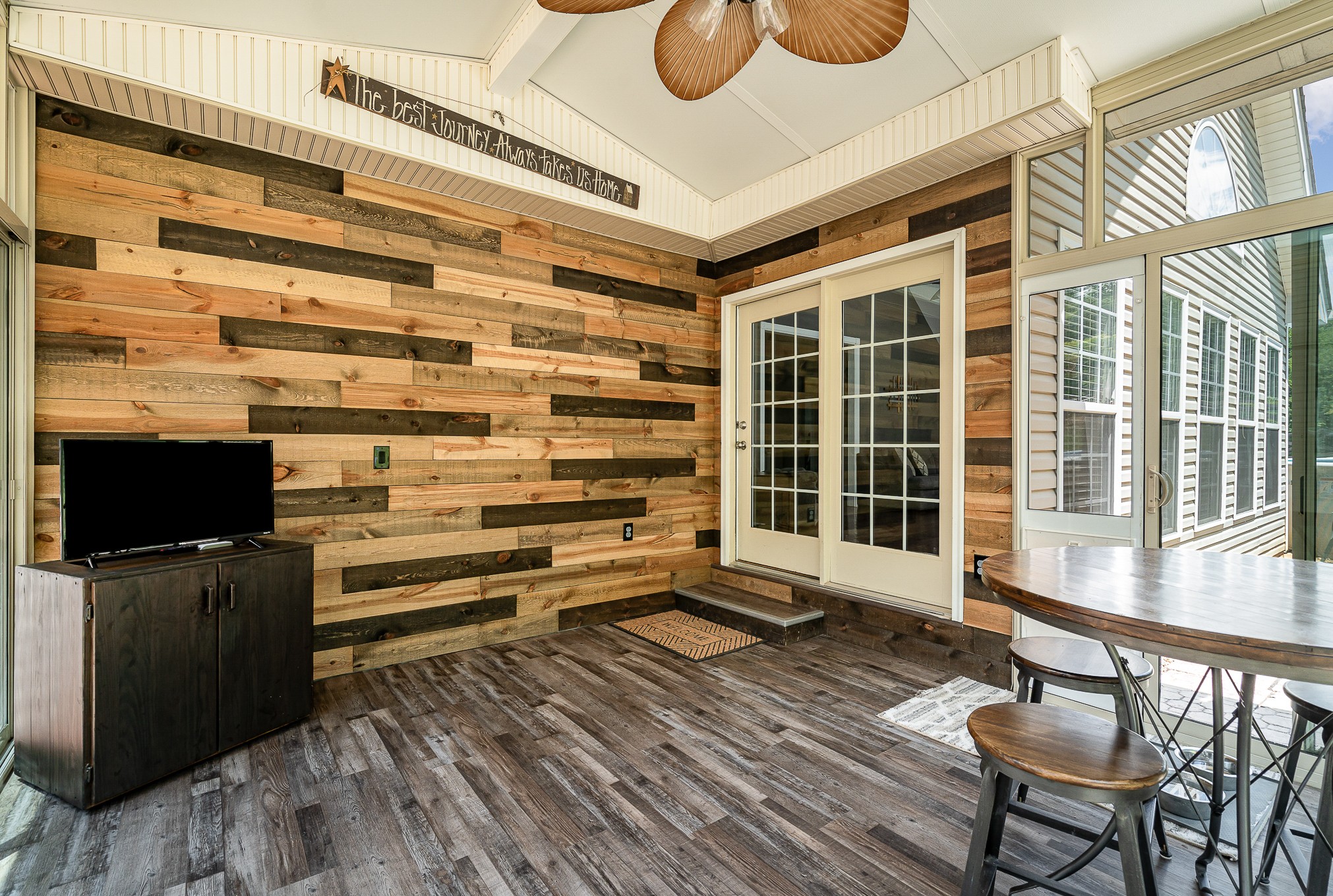 1024 Smith Thompson Rd