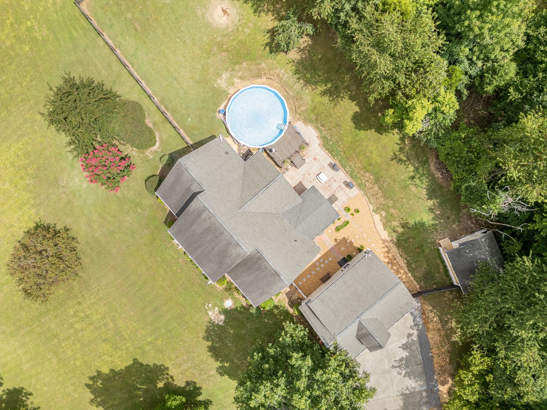 1024 Smith Thompson Rd