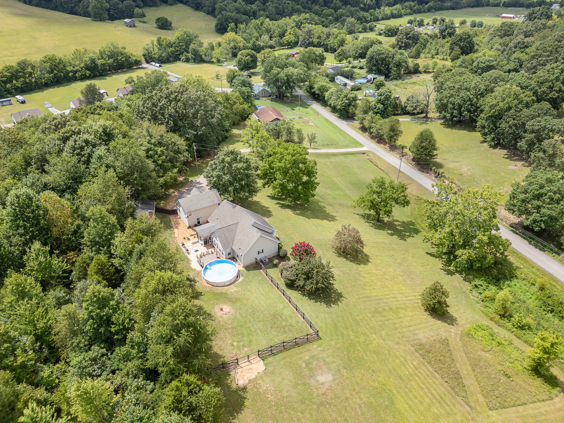 1024 Smith Thompson Rd