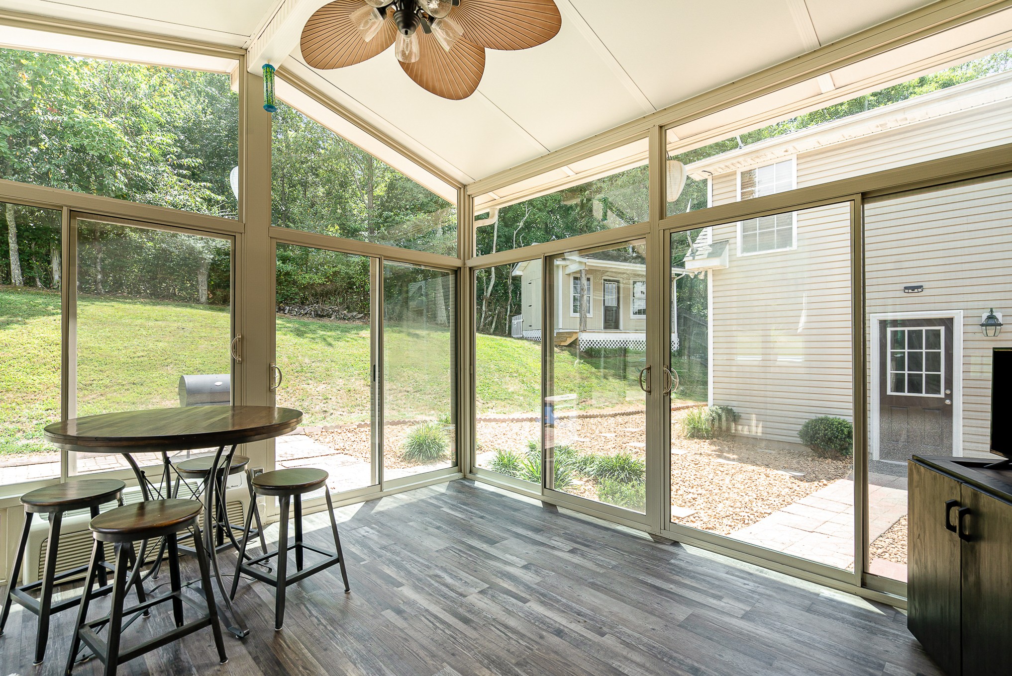 1024 Smith Thompson Rd