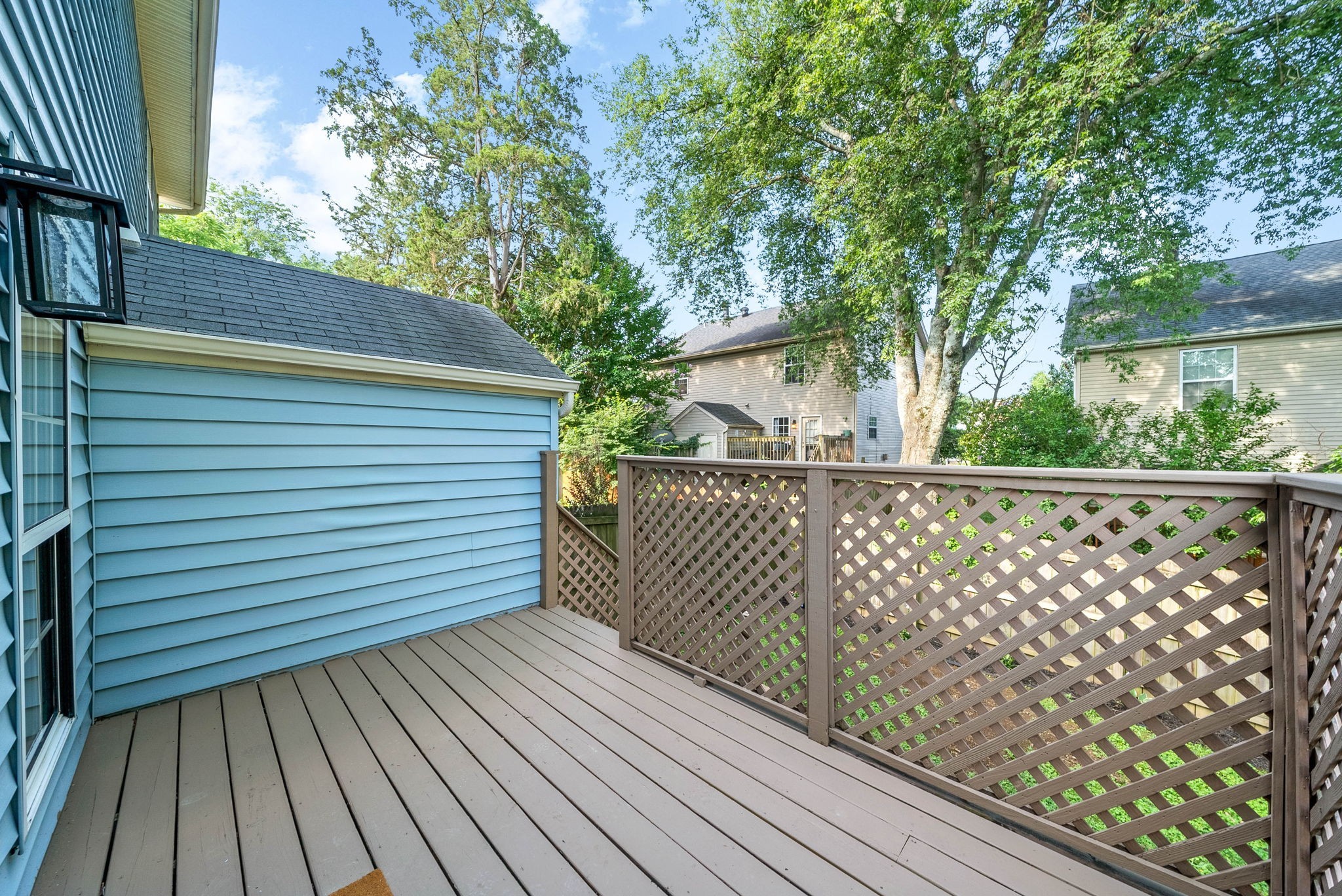 112 Champney Ct