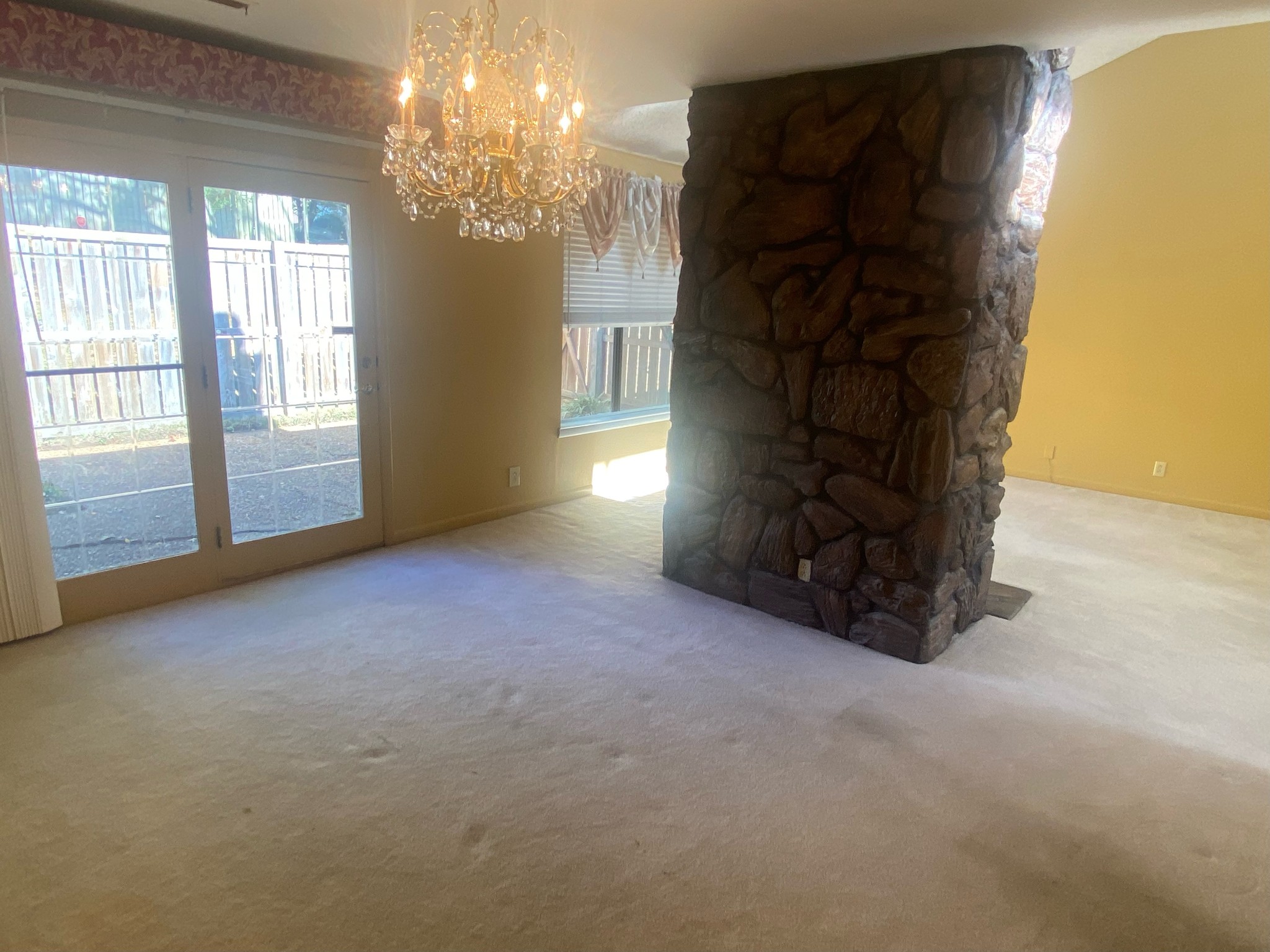 4835 Quail Hollow Dr