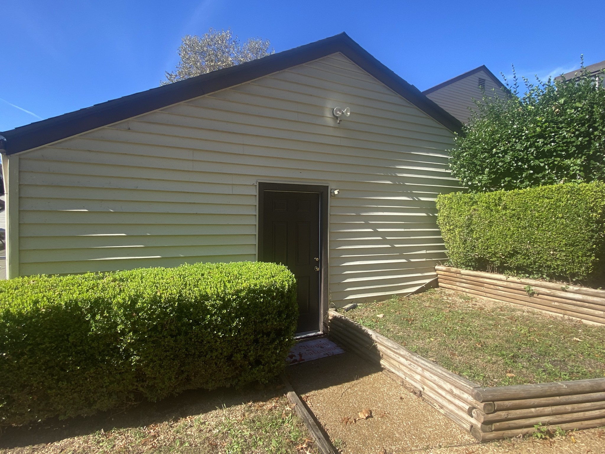 4835 Quail Hollow Dr