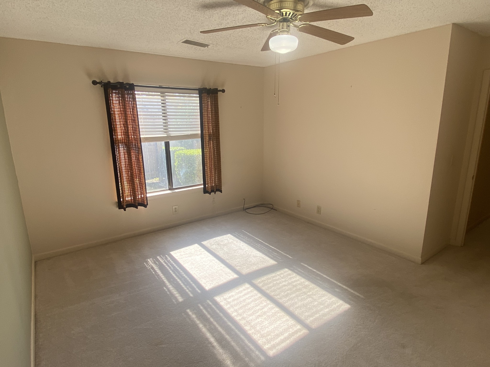 4835 Quail Hollow Dr