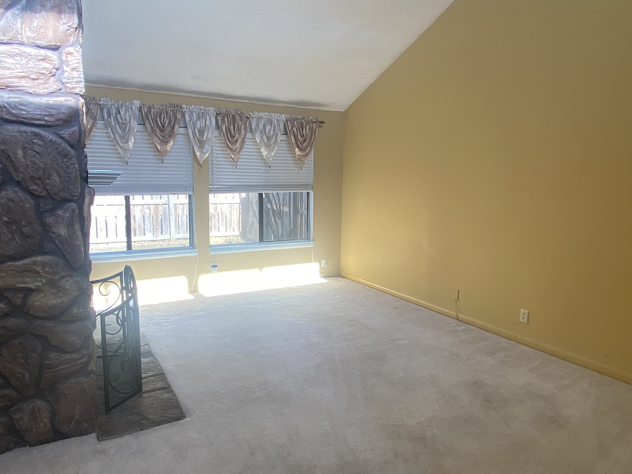 4835 Quail Hollow Dr