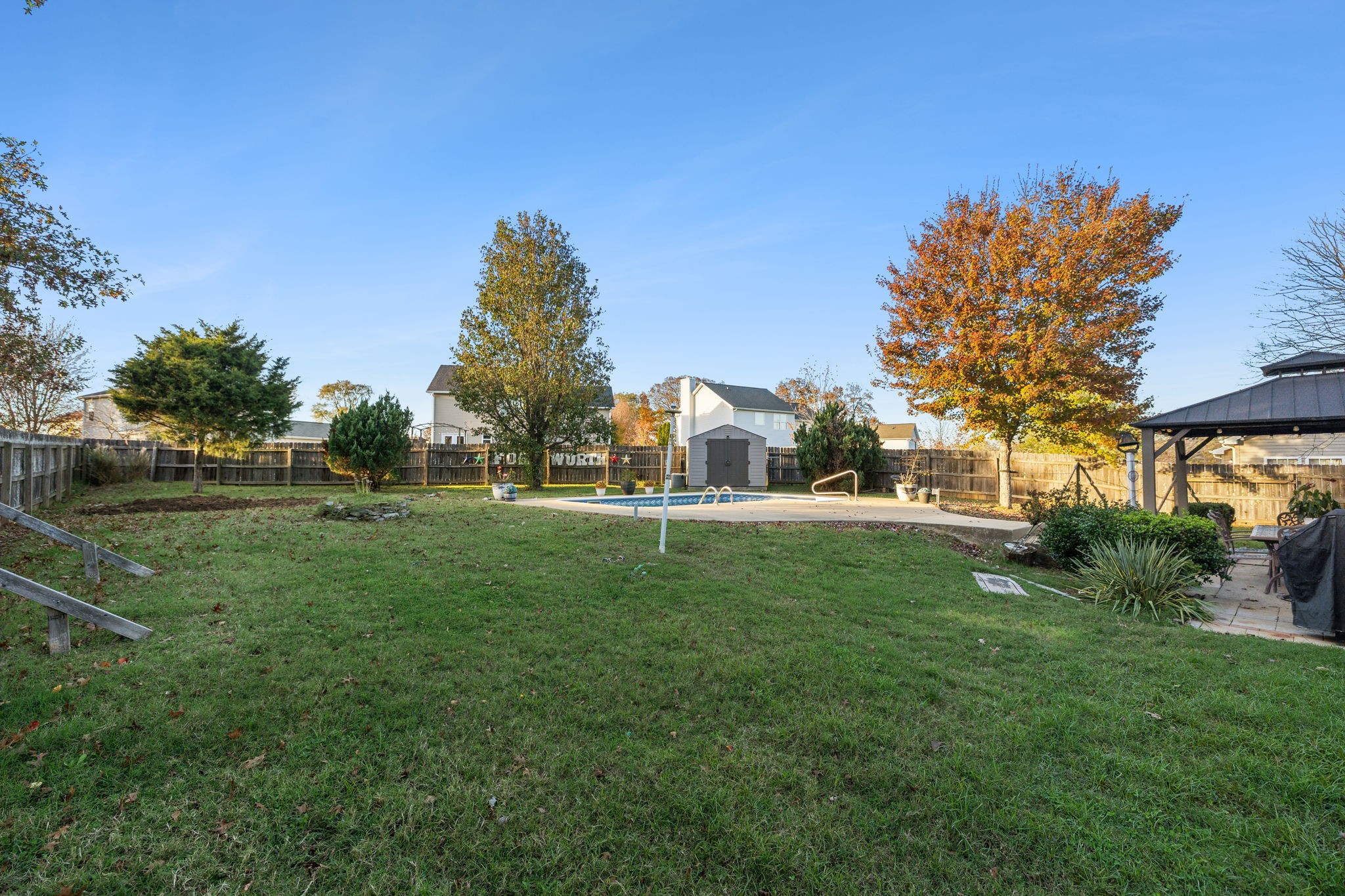 3329 Monoco Dr