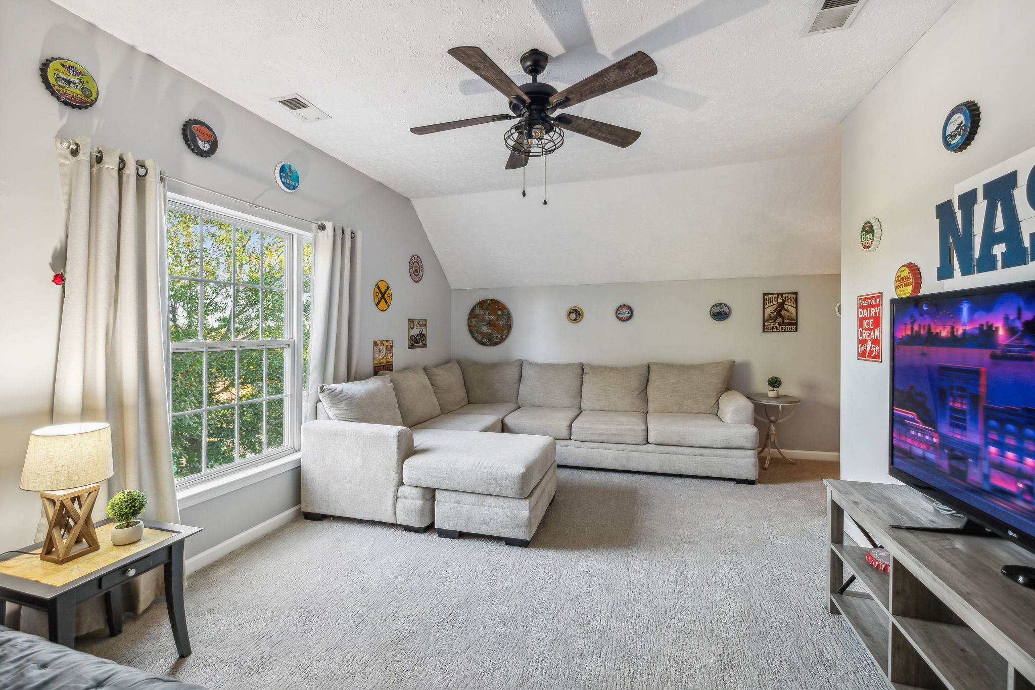 3329 Monoco Dr