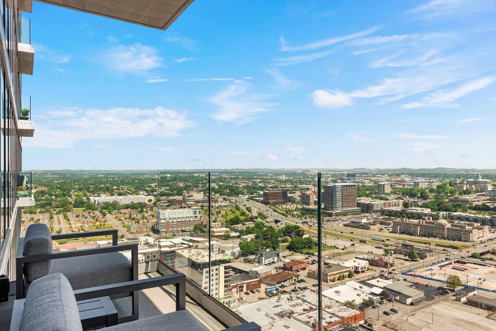 1616 West End Ave Unit: 2704