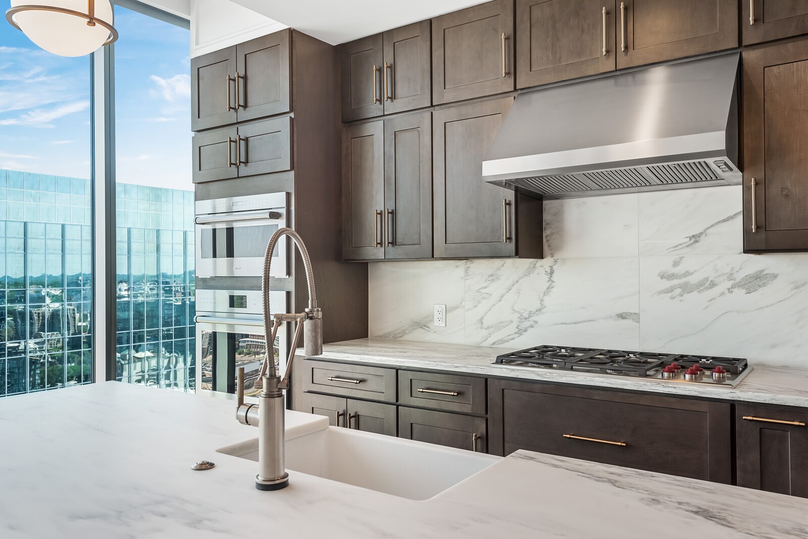 1616 West End Ave Unit: 2704