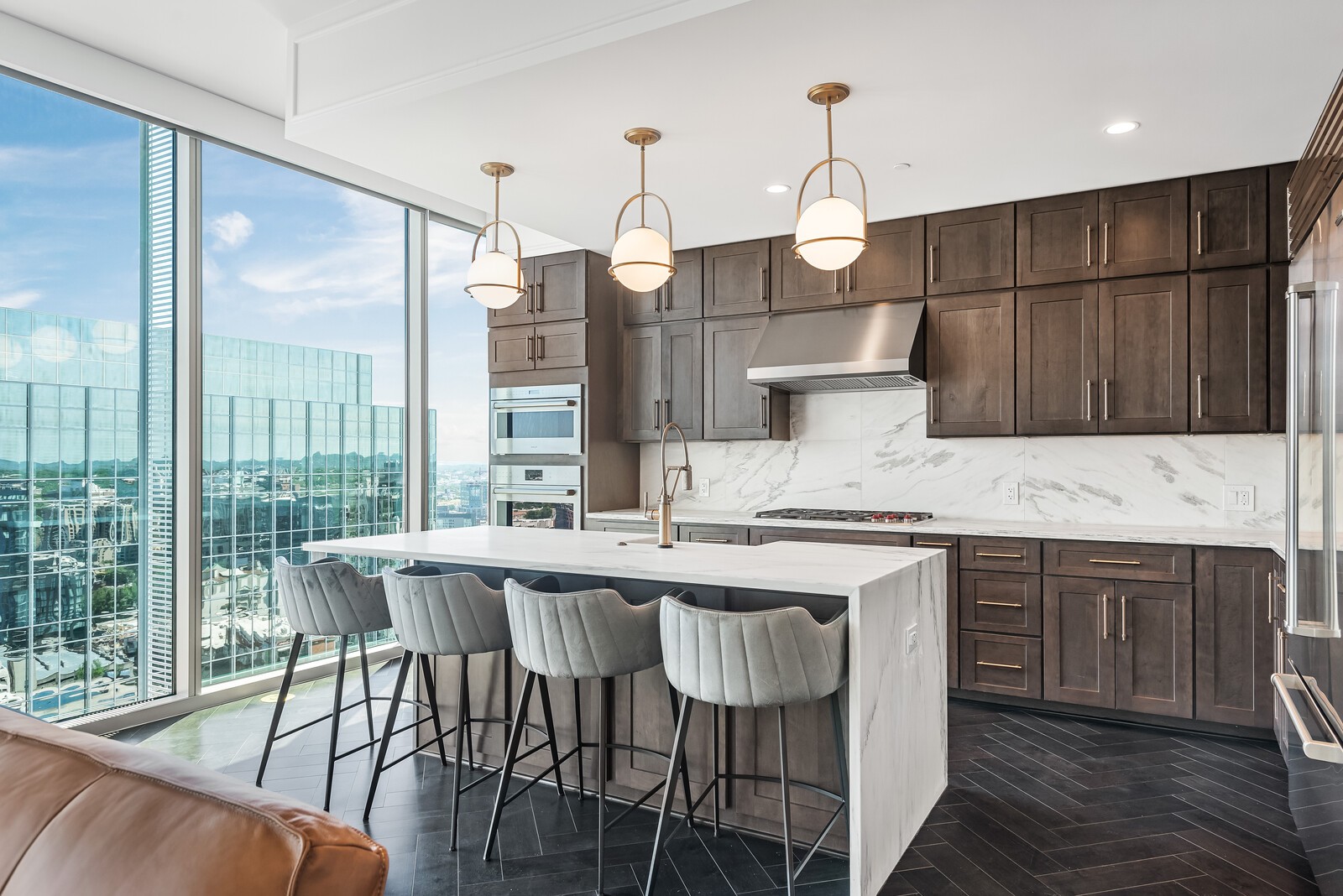 1616 West End Ave Unit: 2704