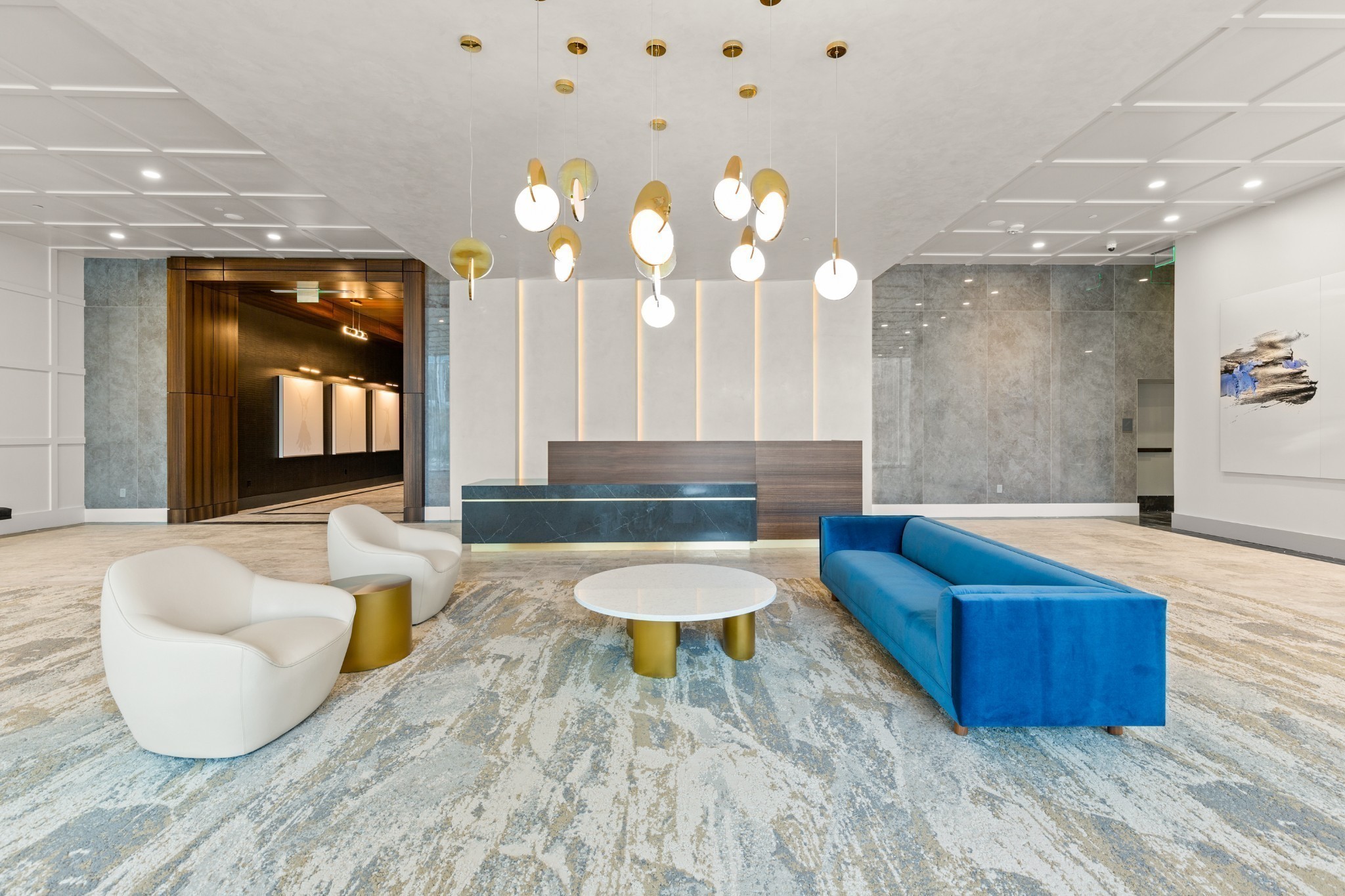 1616 West End Ave Unit: 2704