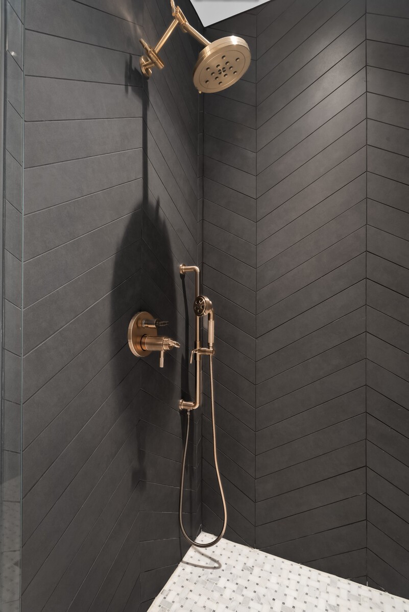 1616 West End Ave Unit: 2704