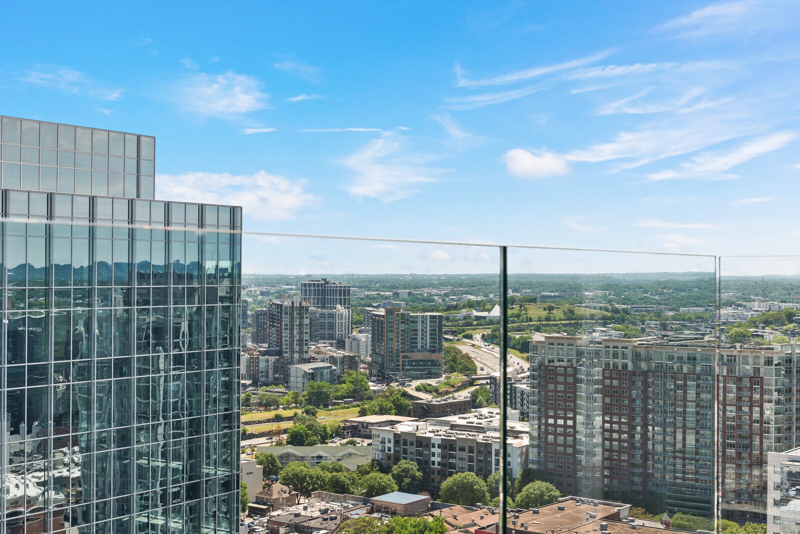 1616 West End Ave Unit: 2704