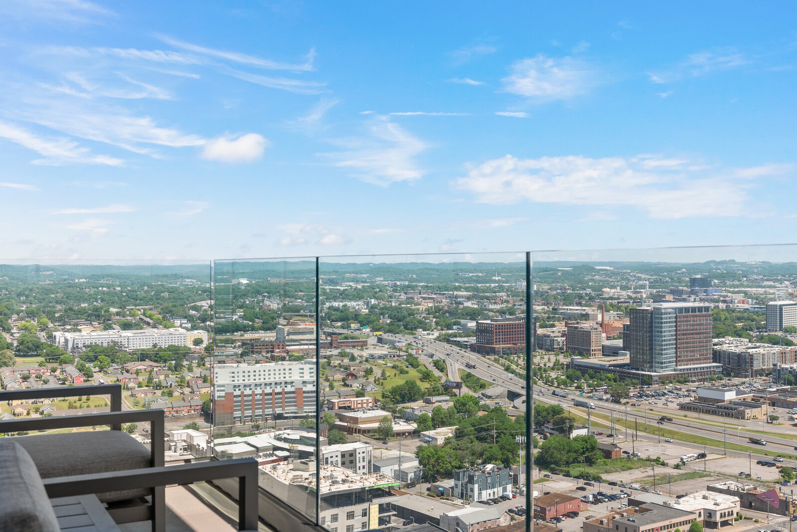 1616 West End Ave Unit: 2704