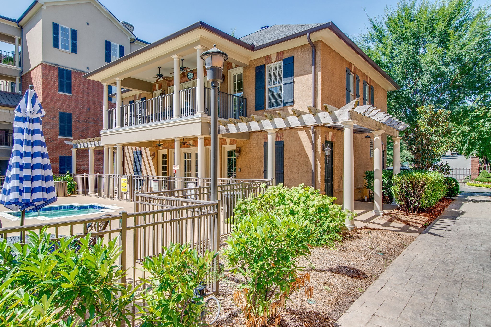 309 Seven Springs Way Unit: 405