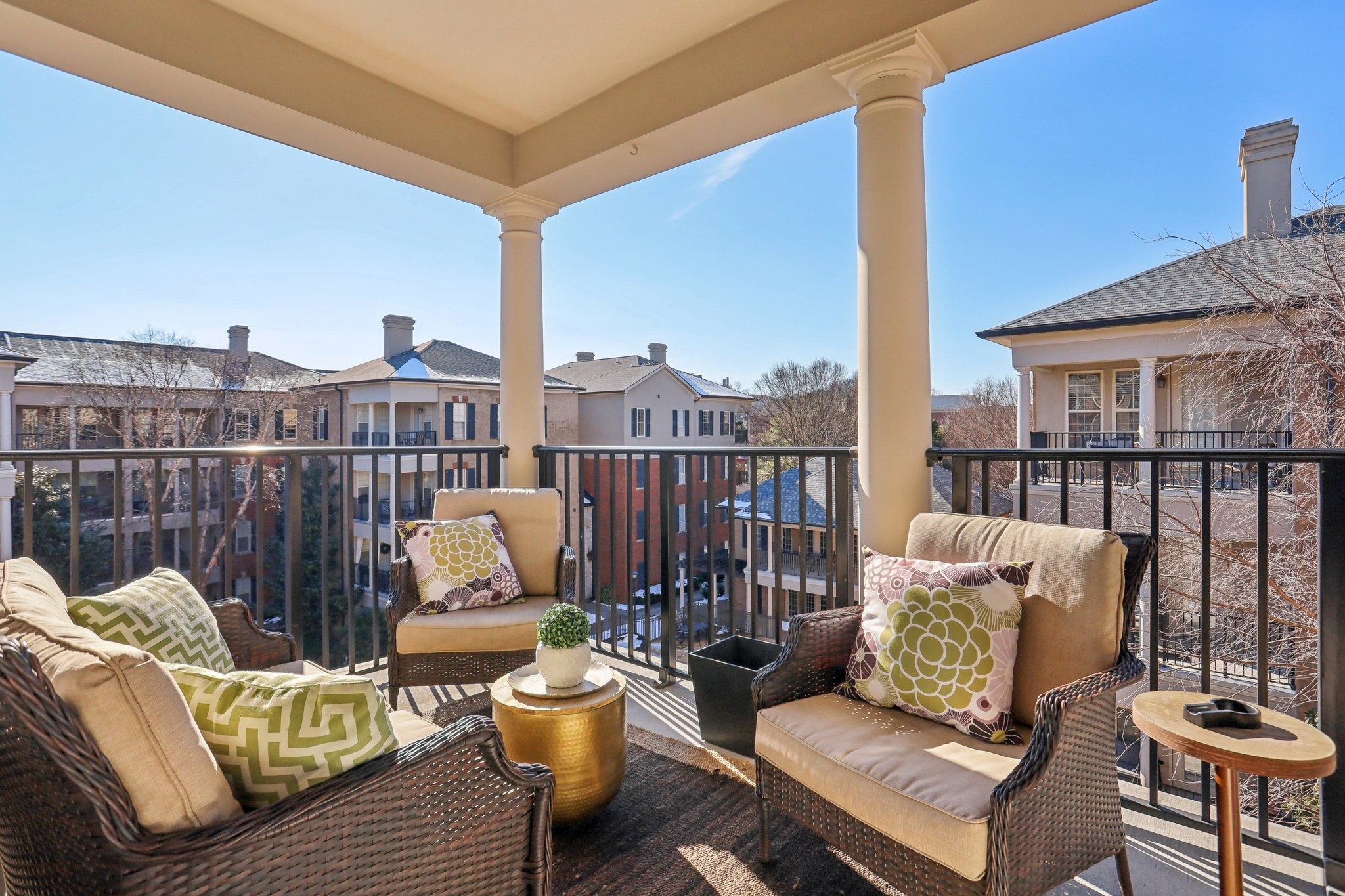 309 Seven Springs Way Unit: 405