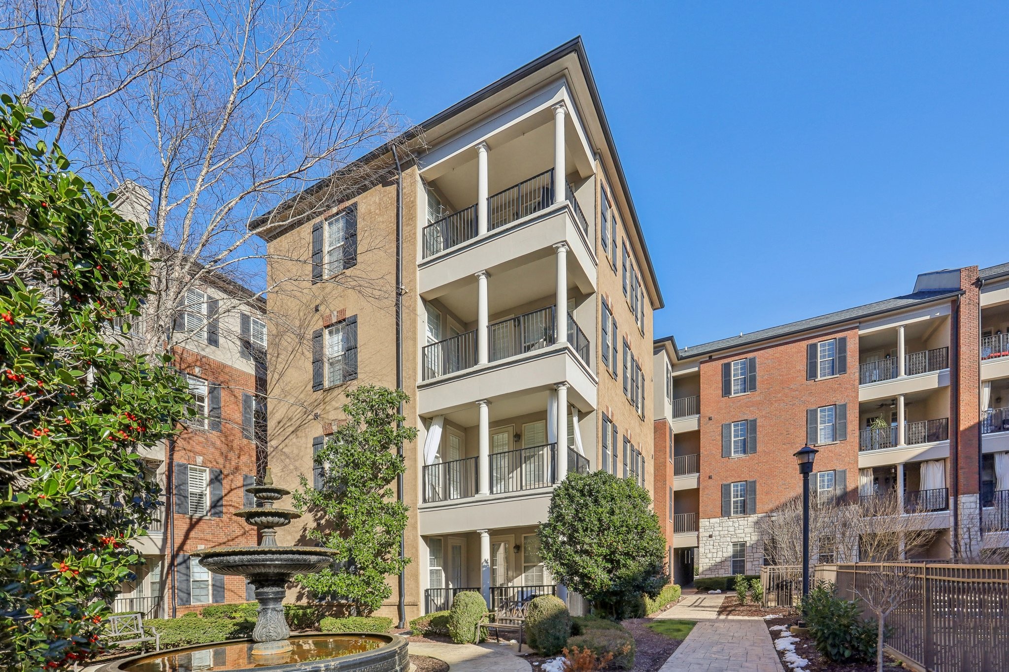 309 Seven Springs Way Unit: 405