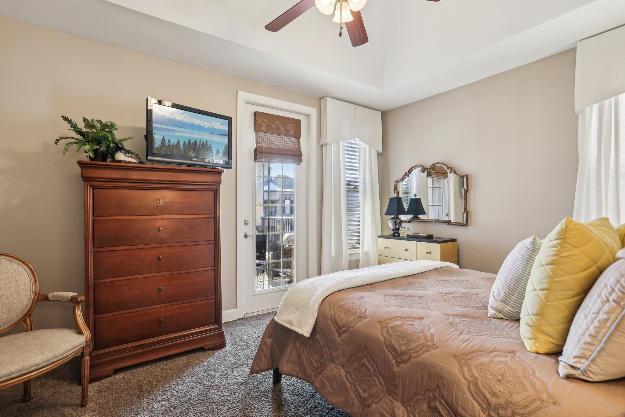 309 Seven Springs Way Unit: 405