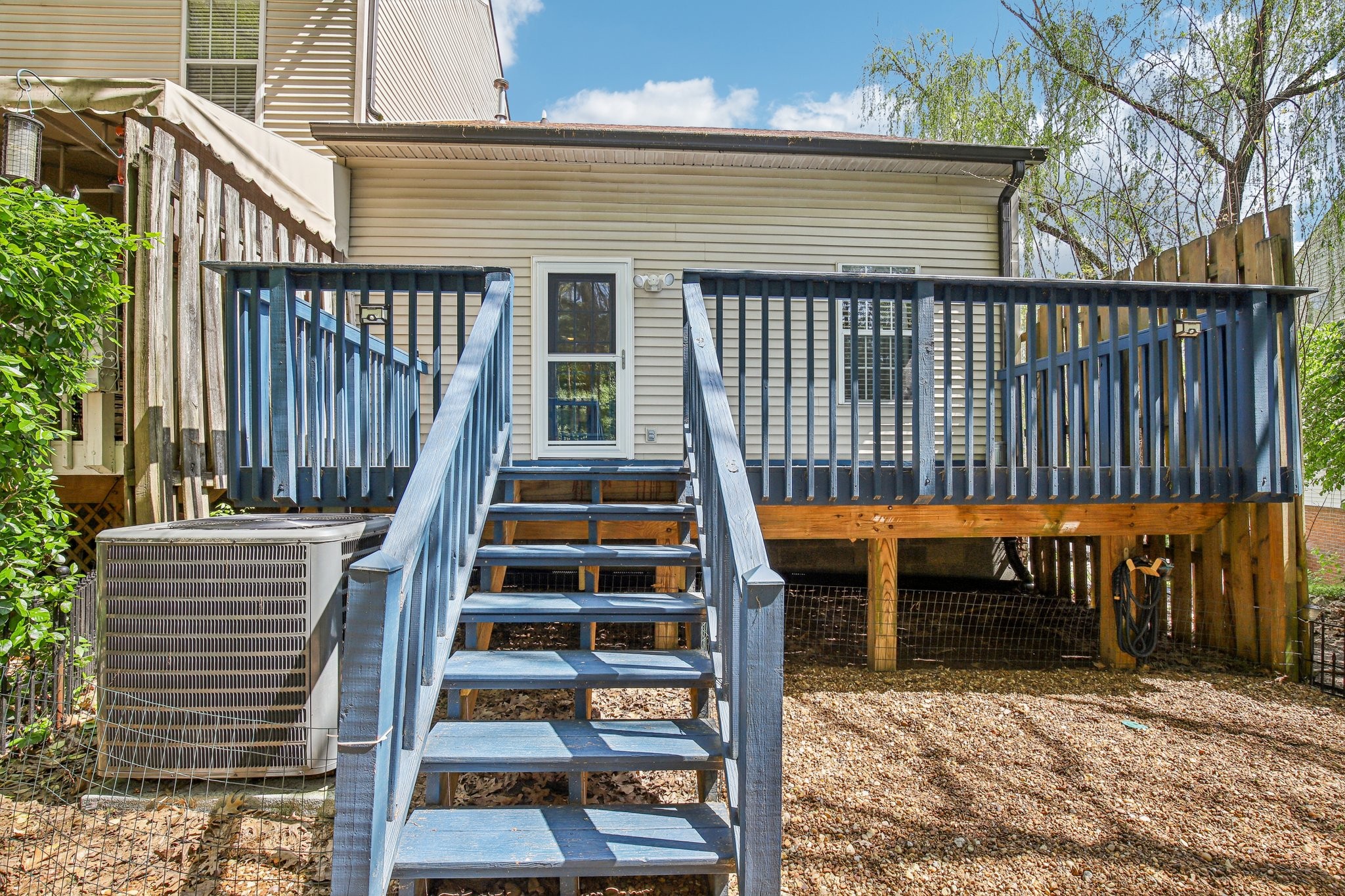 520 Huntington Ridge Dr