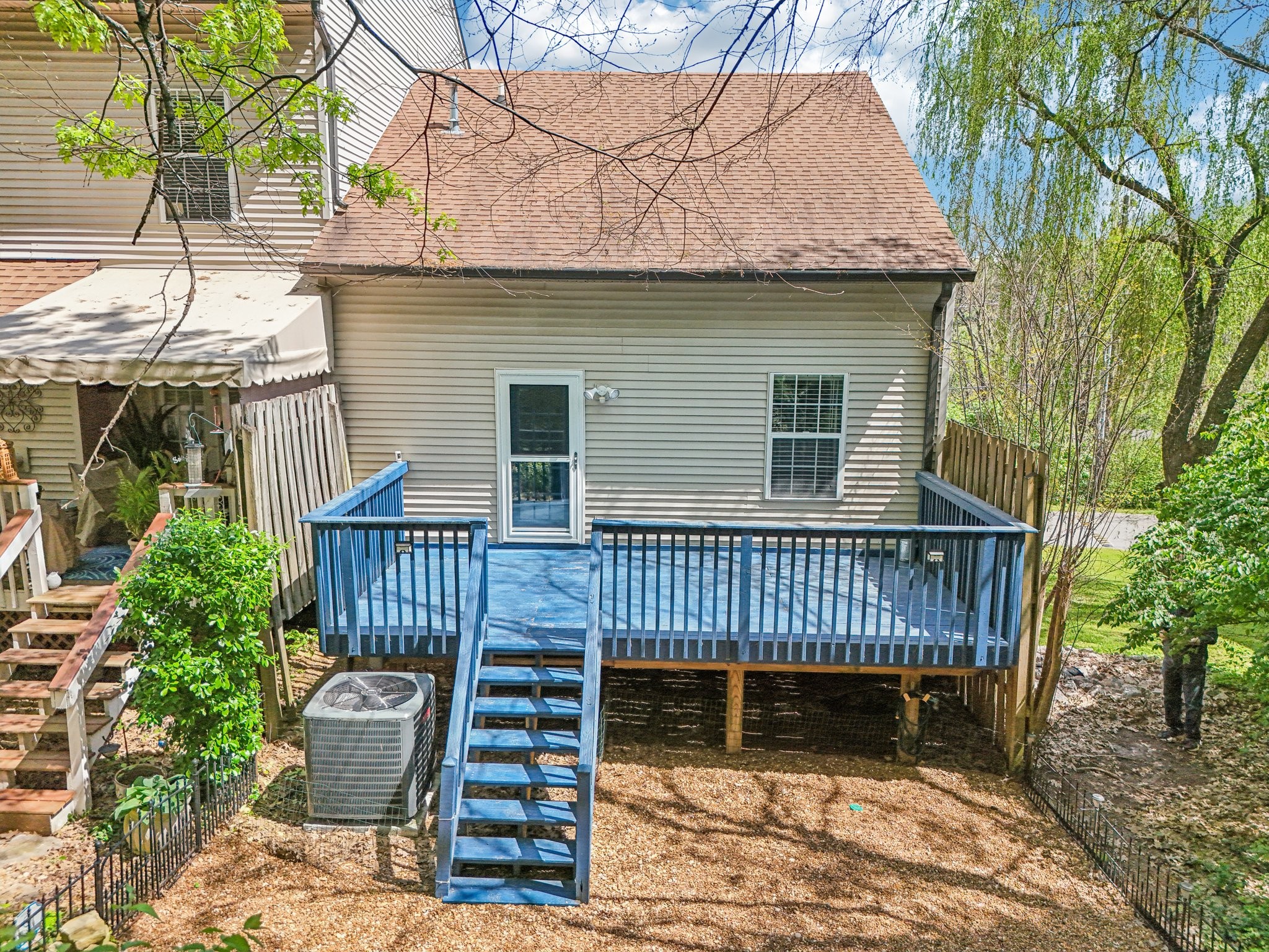 520 Huntington Ridge Dr