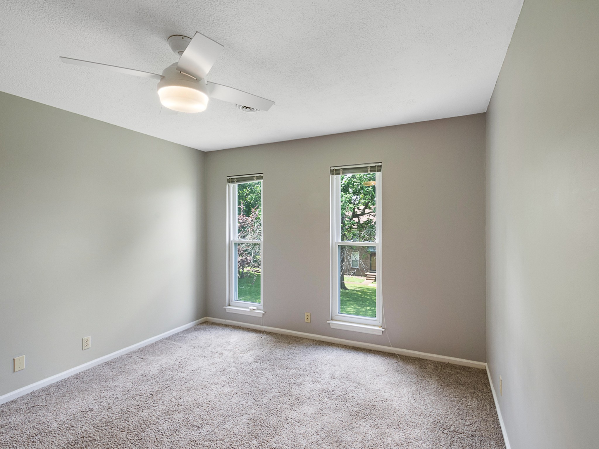 443 Huntington Ridge Dr