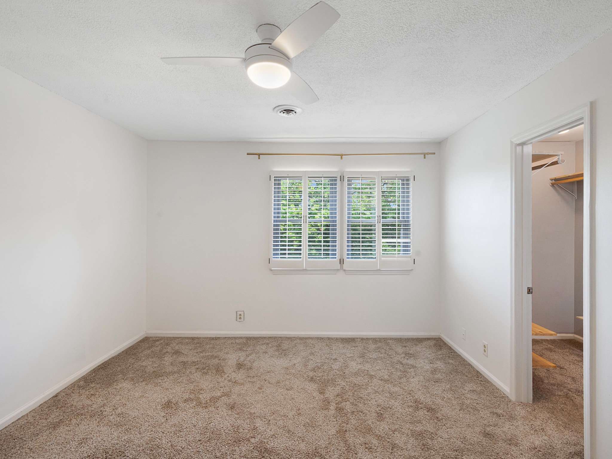 443 Huntington Ridge Dr