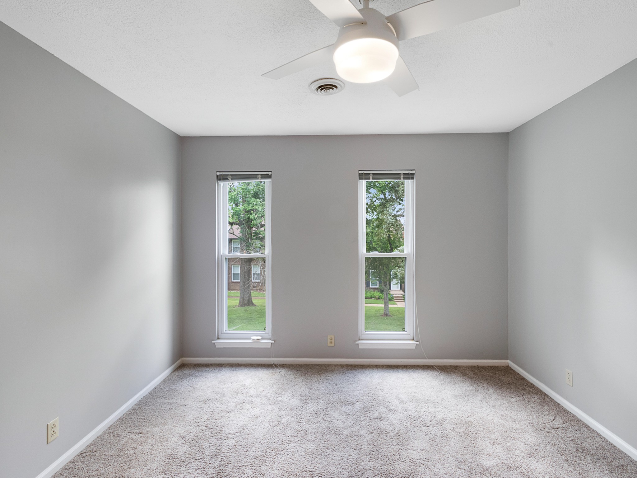 443 Huntington Ridge Dr