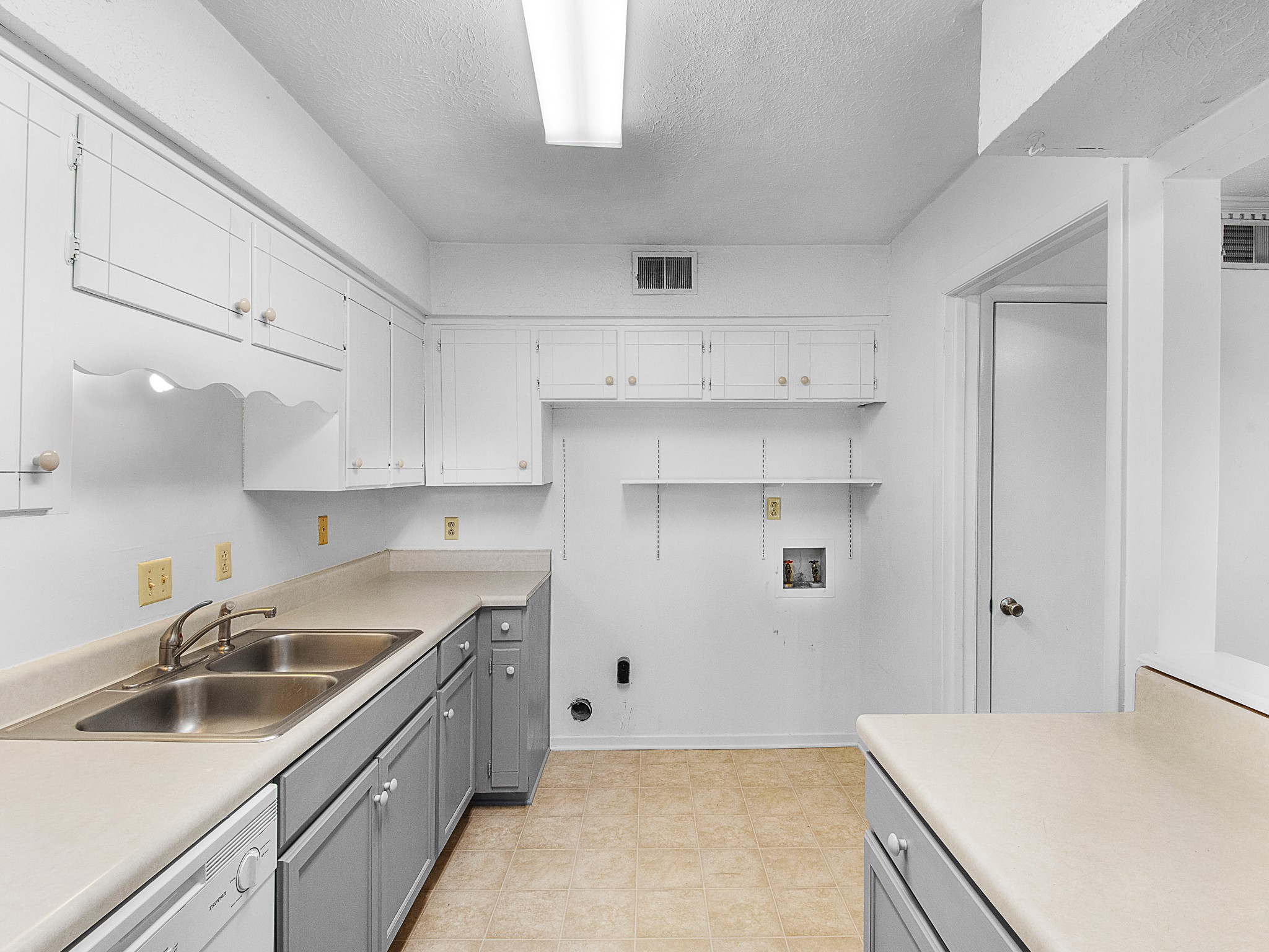 5324 Edmondson Pike Unit: 2