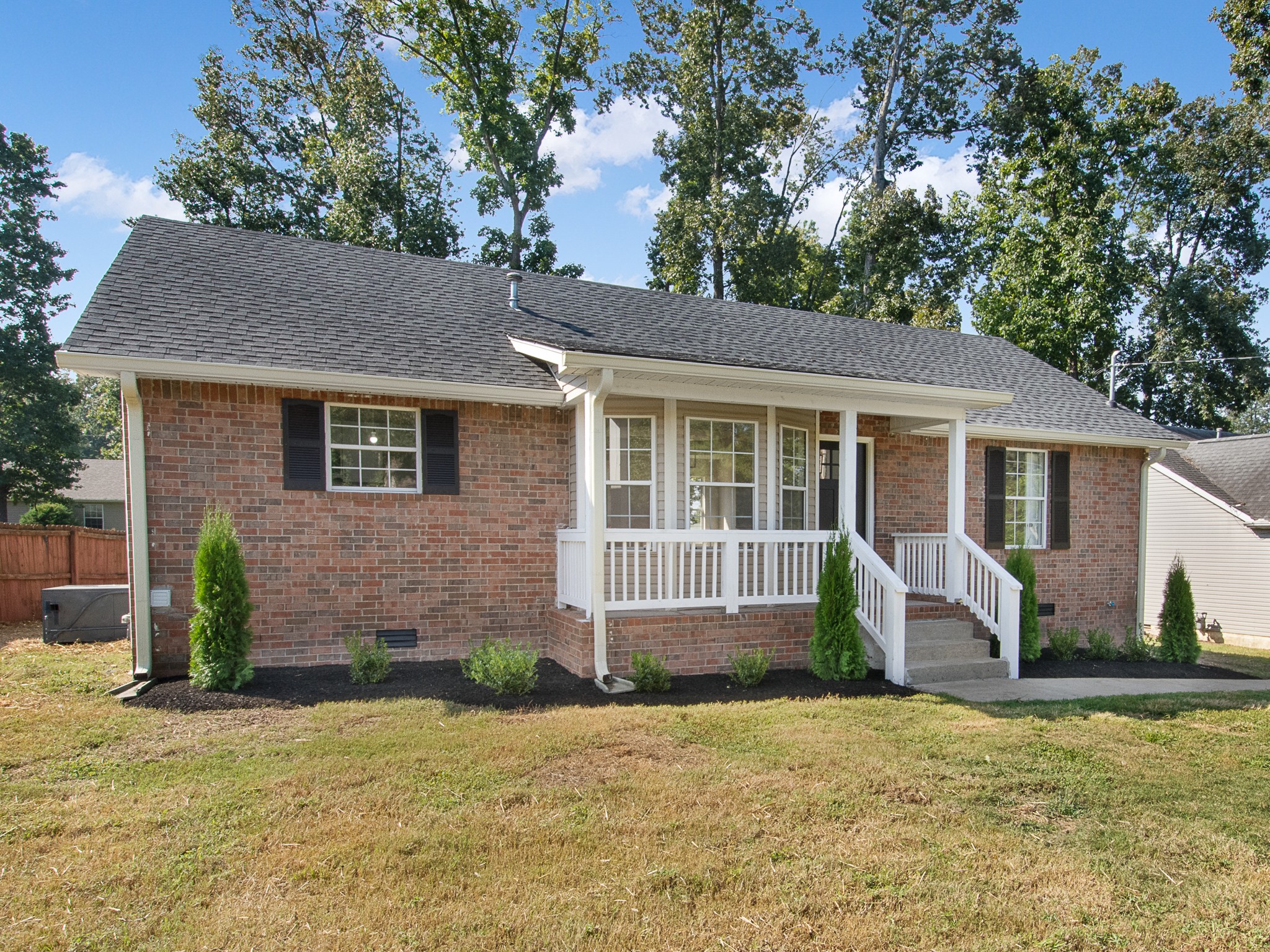 1412 Saint Edmonds Ct