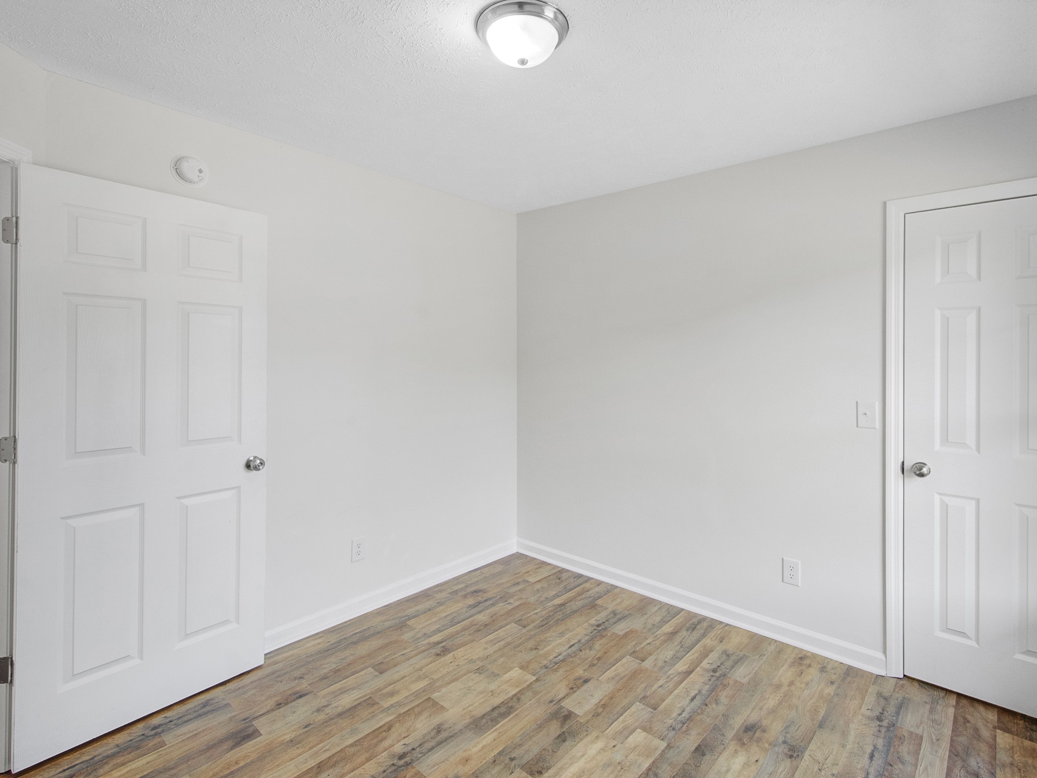 1412 Saint Edmonds Ct