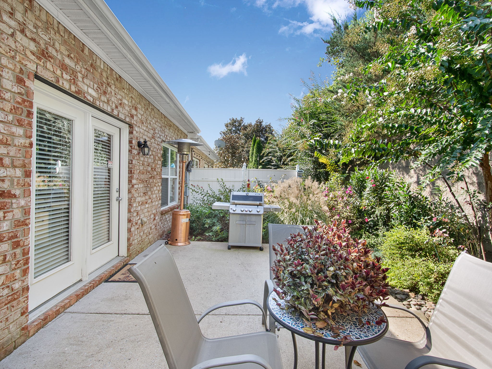 836 Barrington Place Dr