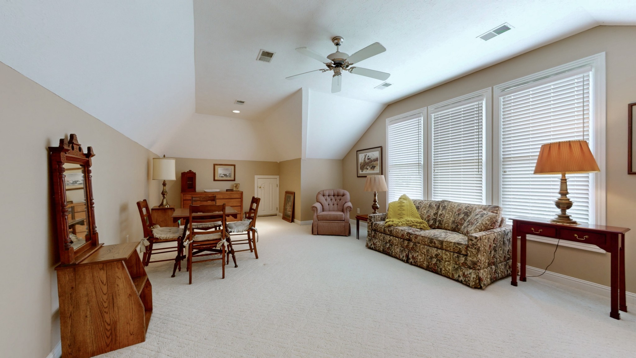 2019 Arlington Rd