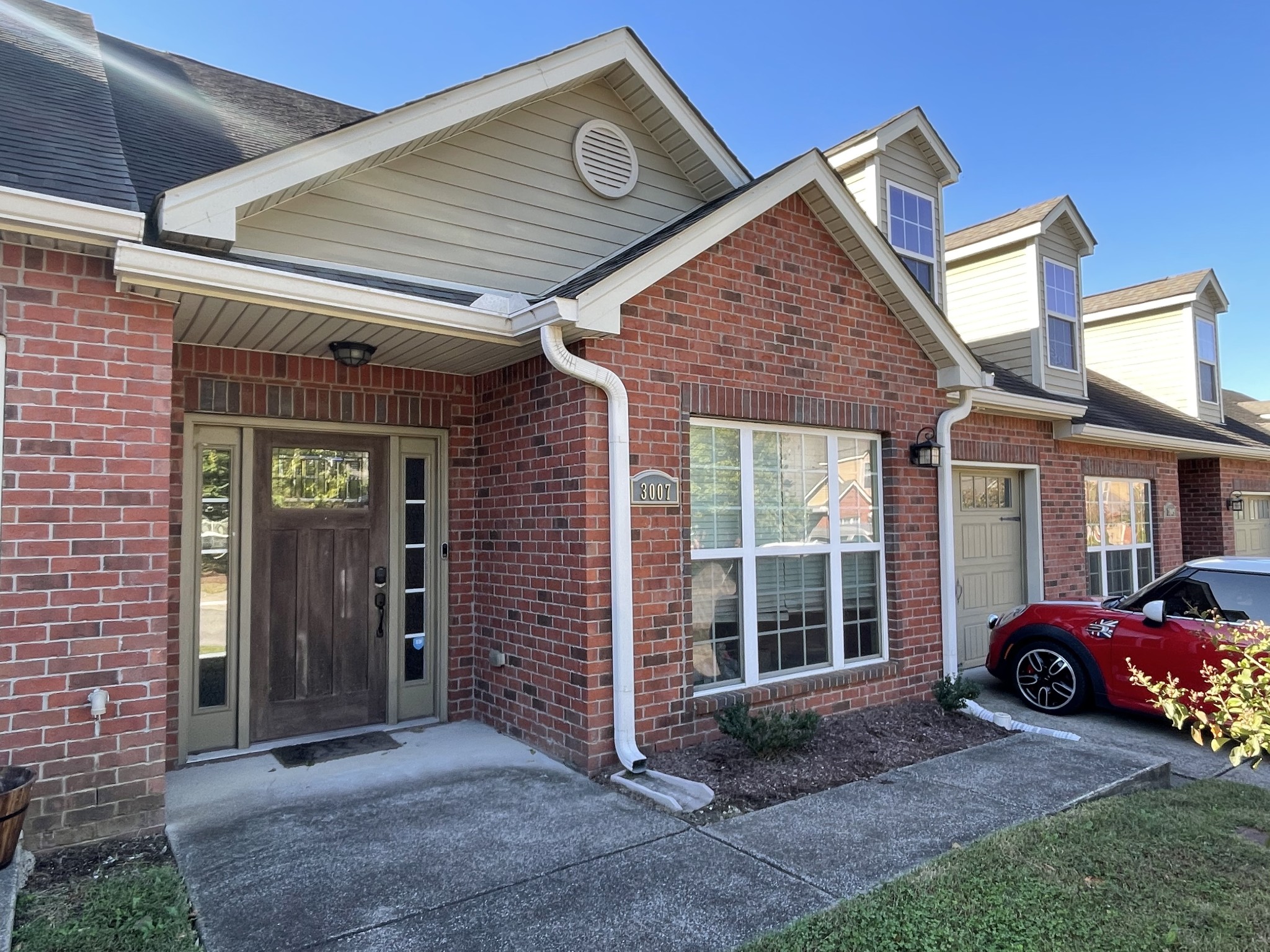 3007 Whitland Crossing Dr