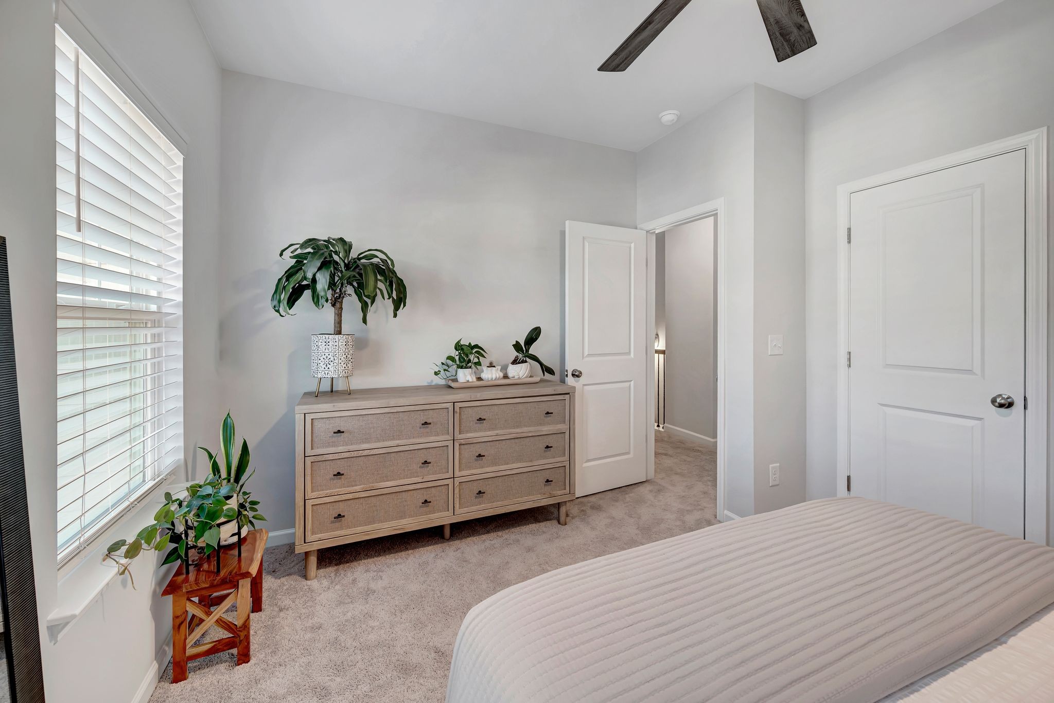 1236 Arroyo Dr