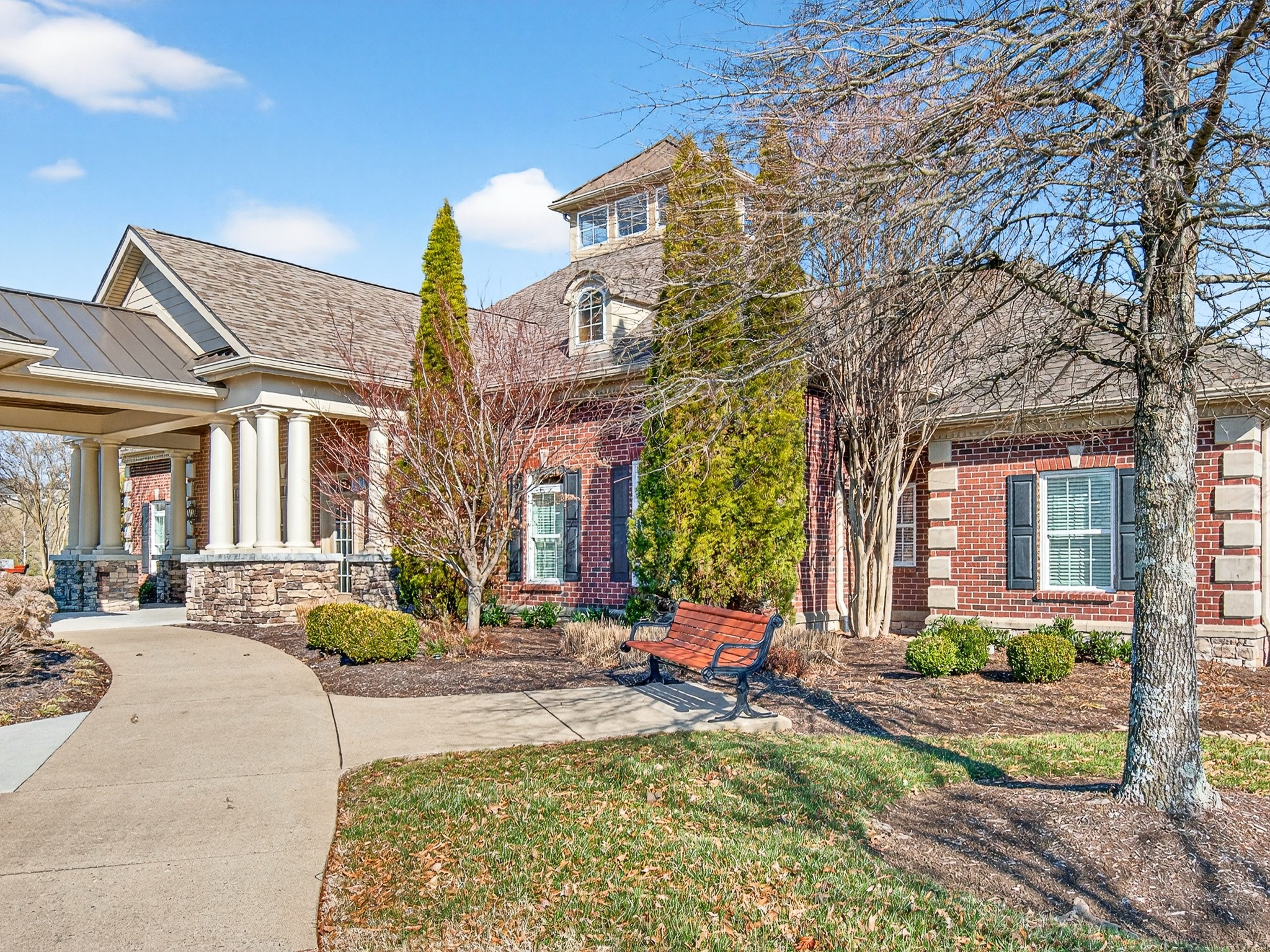 1560 Cedarbrooke Ln