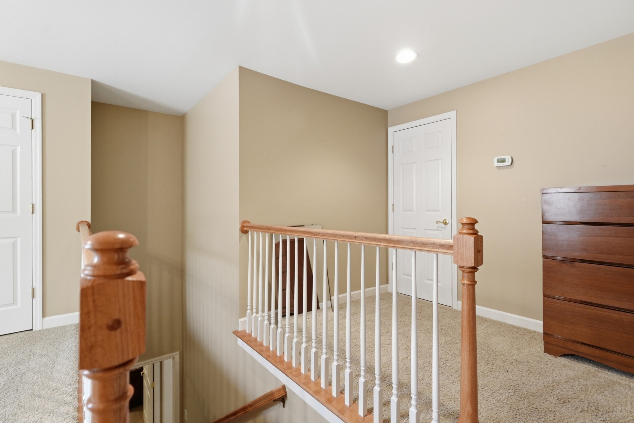 2 Hosier Ct