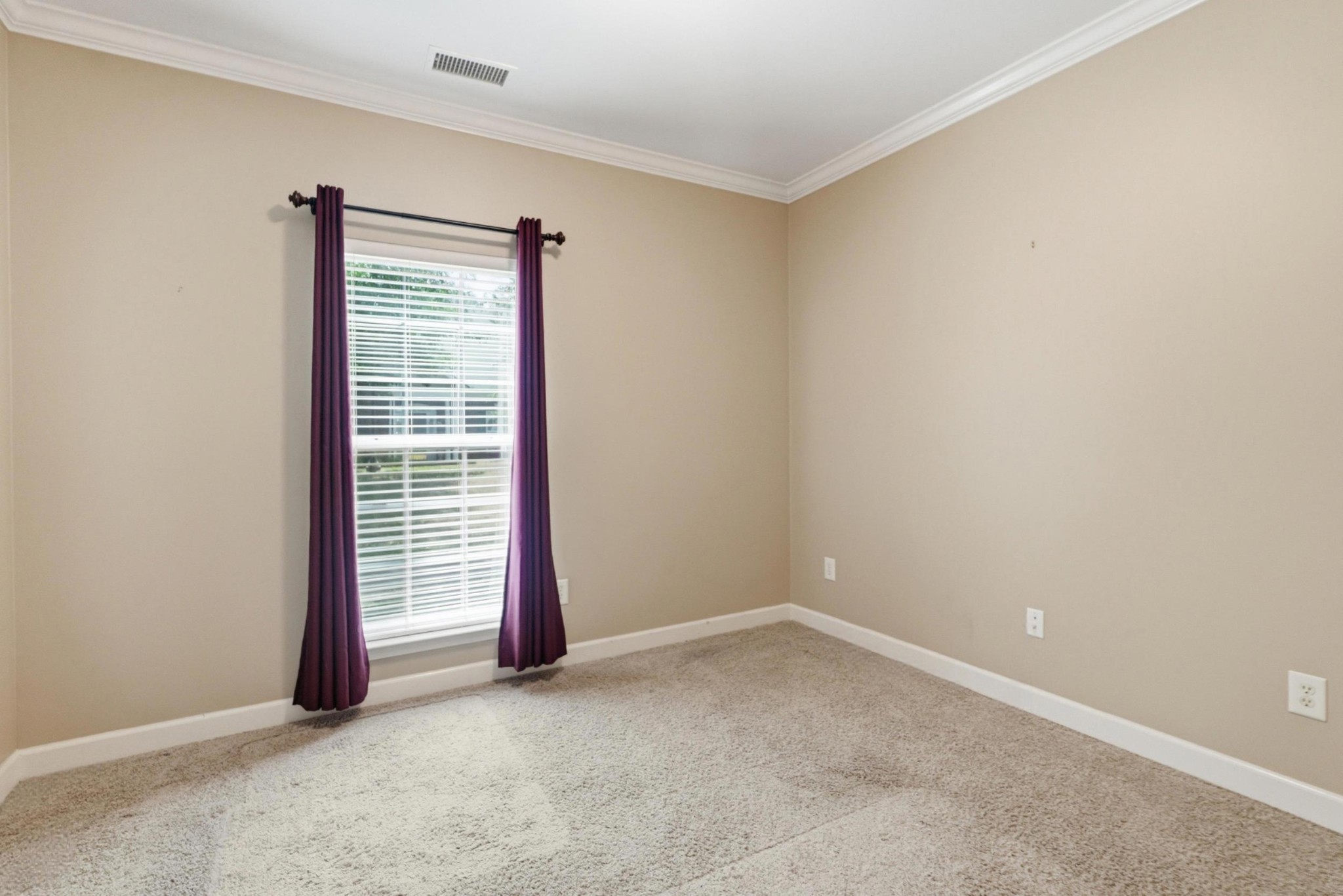 2 Hosier Ct