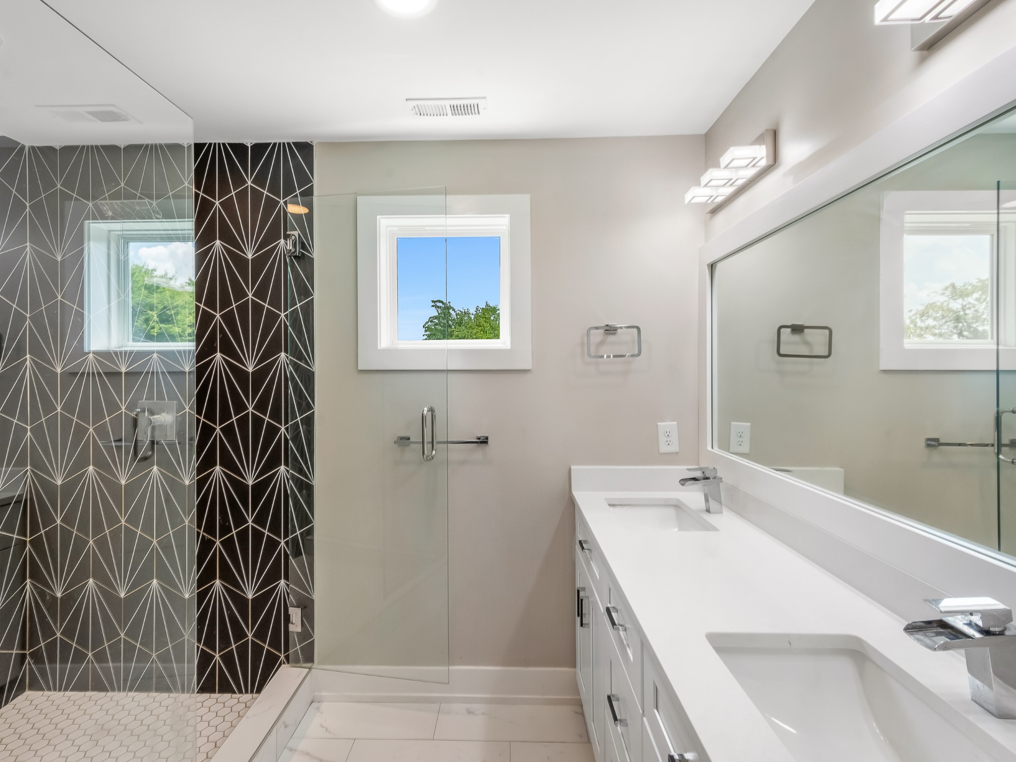 2116 Courtney Ave Unit: A