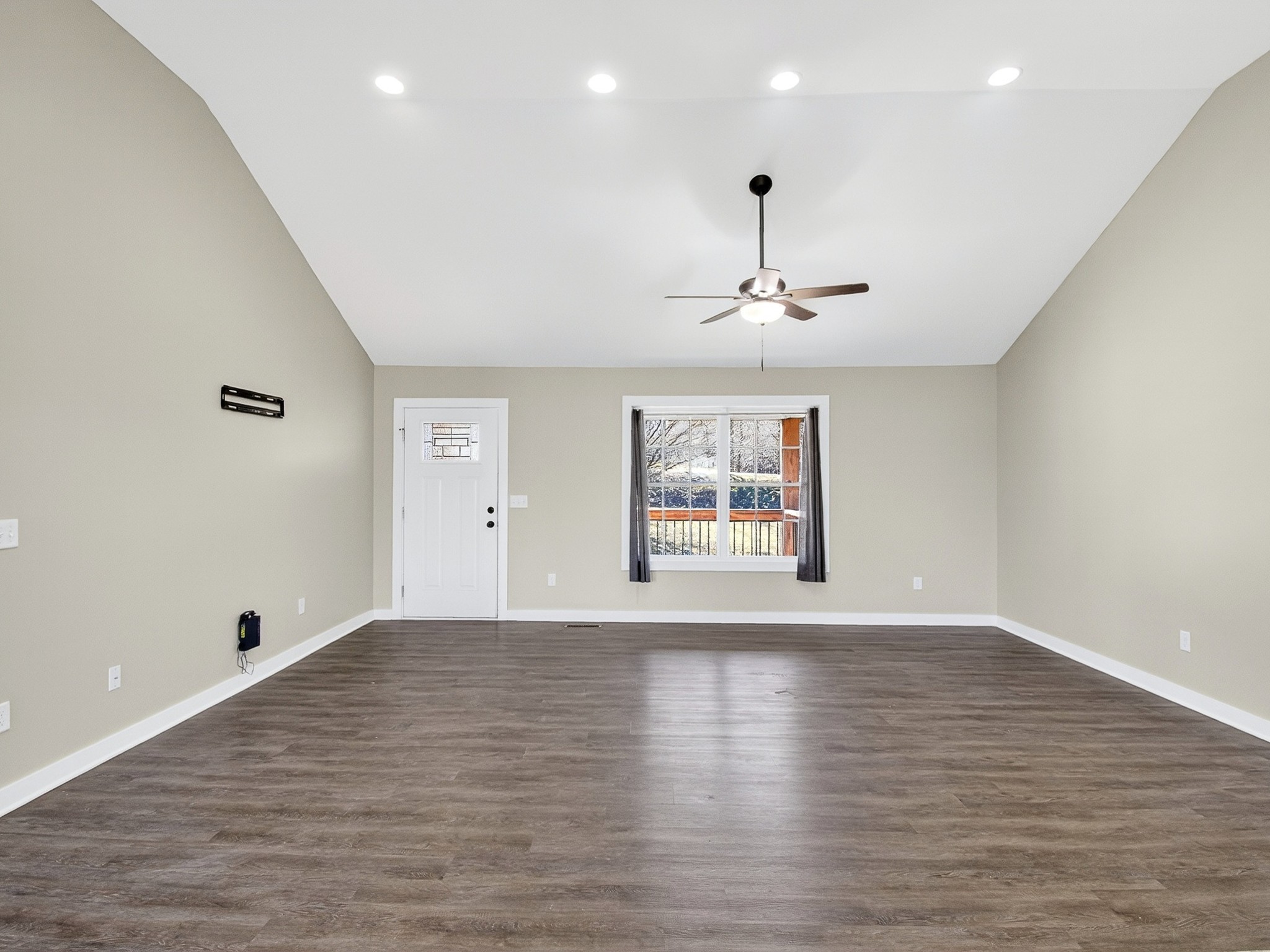 621 Womack Rd