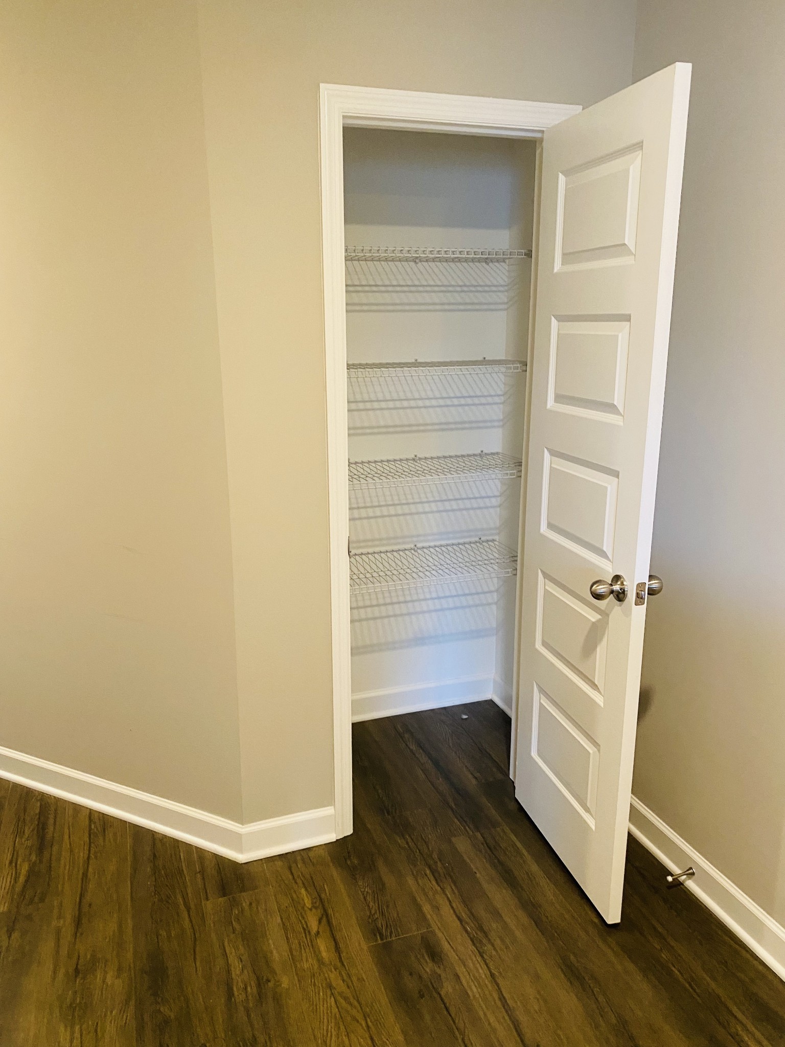 352 Banbury Dr