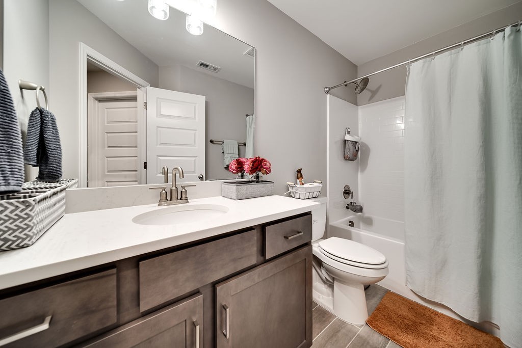 352 Banbury Dr