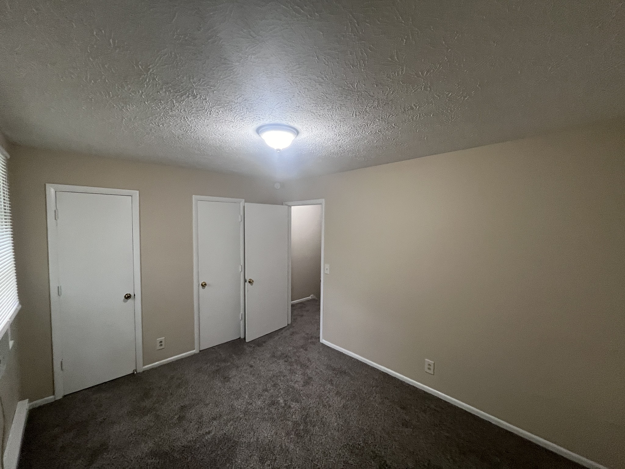 400 Gillespie Ct