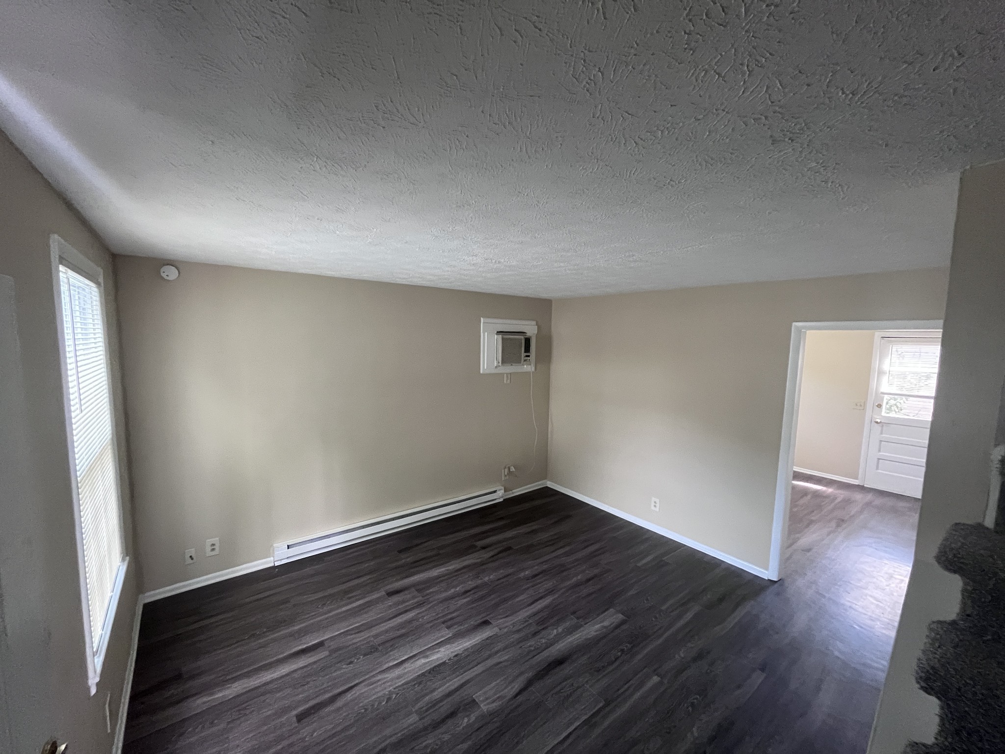400 Gillespie Ct