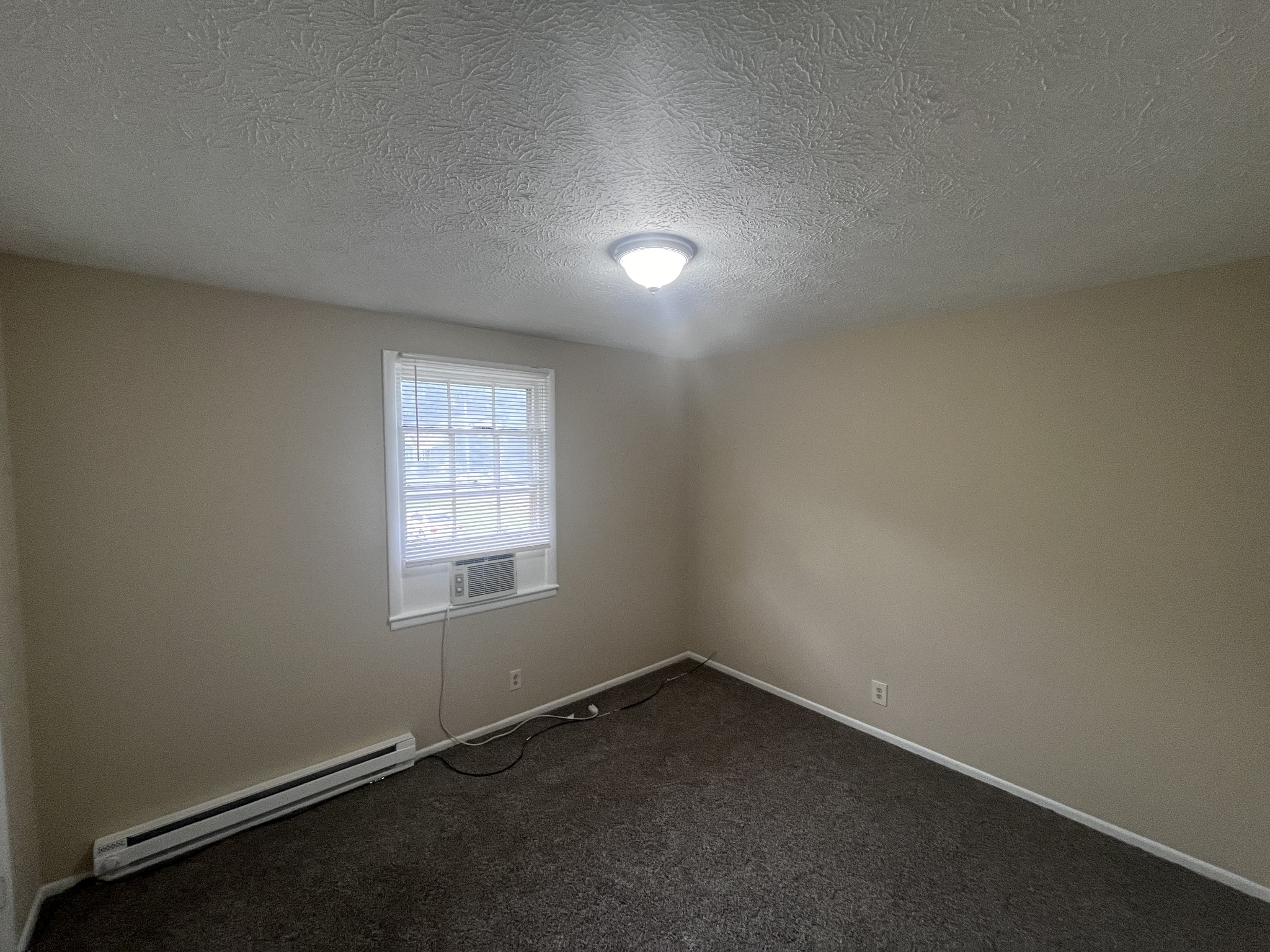 400 Gillespie Ct