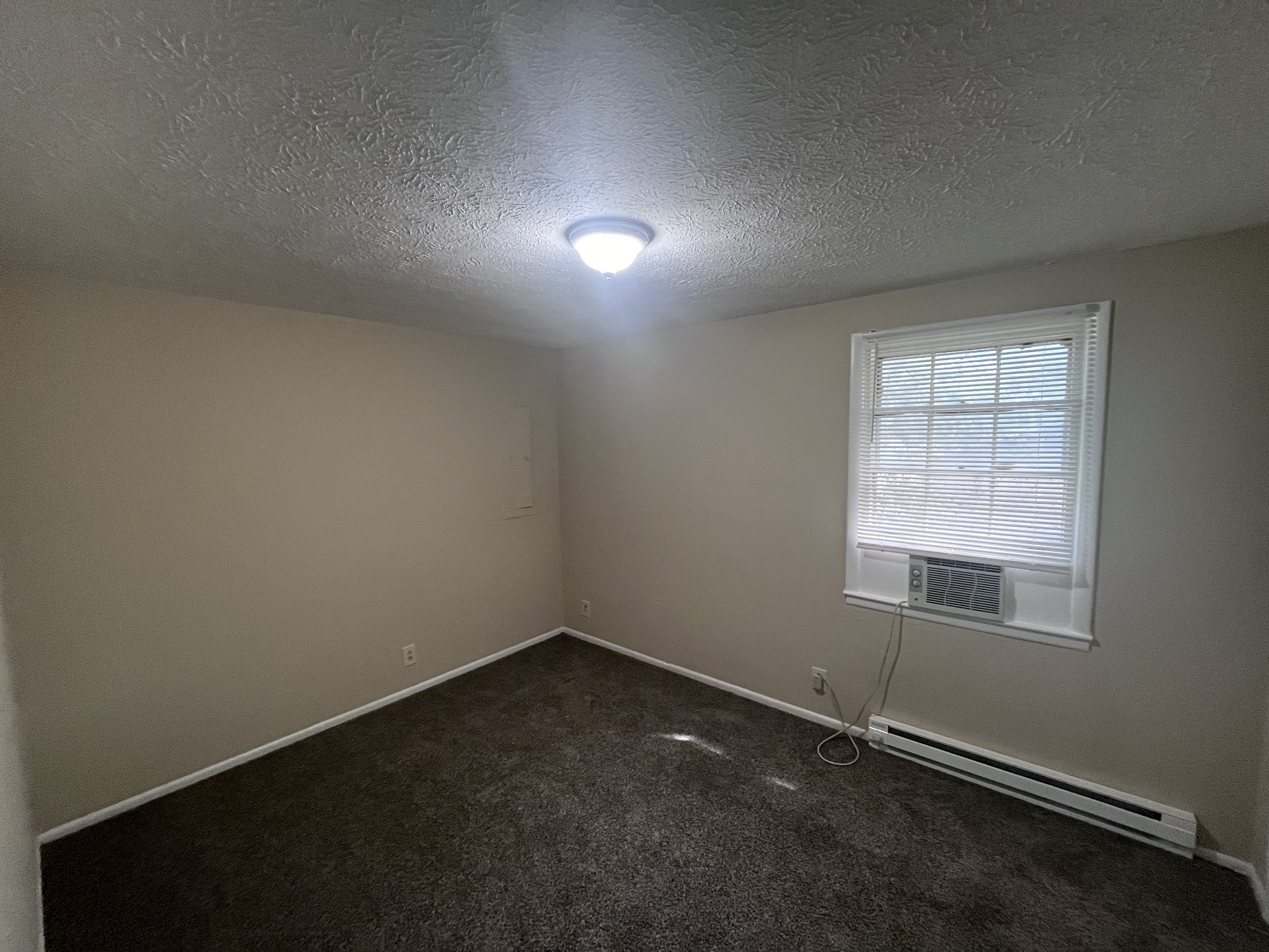 400 Gillespie Ct