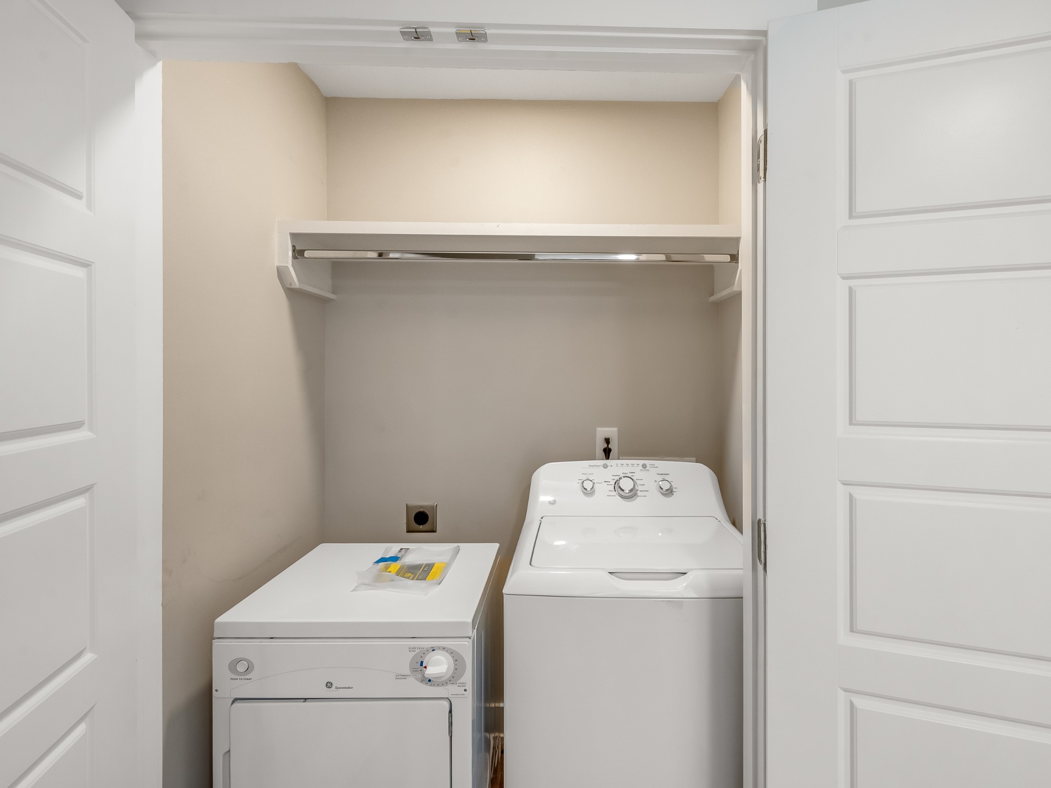 2116 Courtney Ave Unit: A