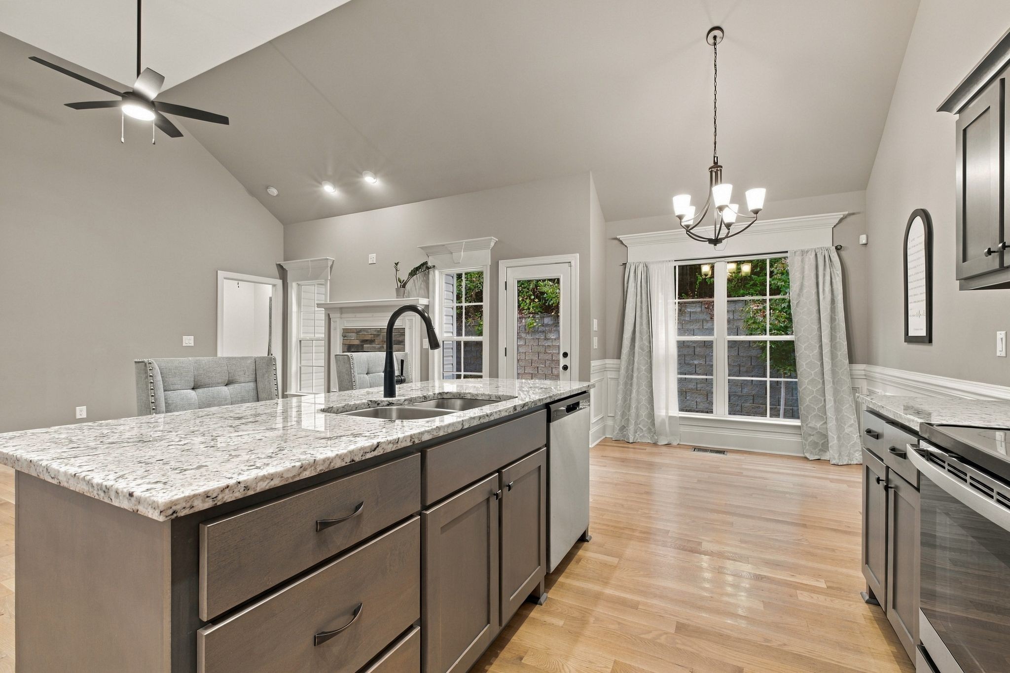 843 Bloomdale Trce