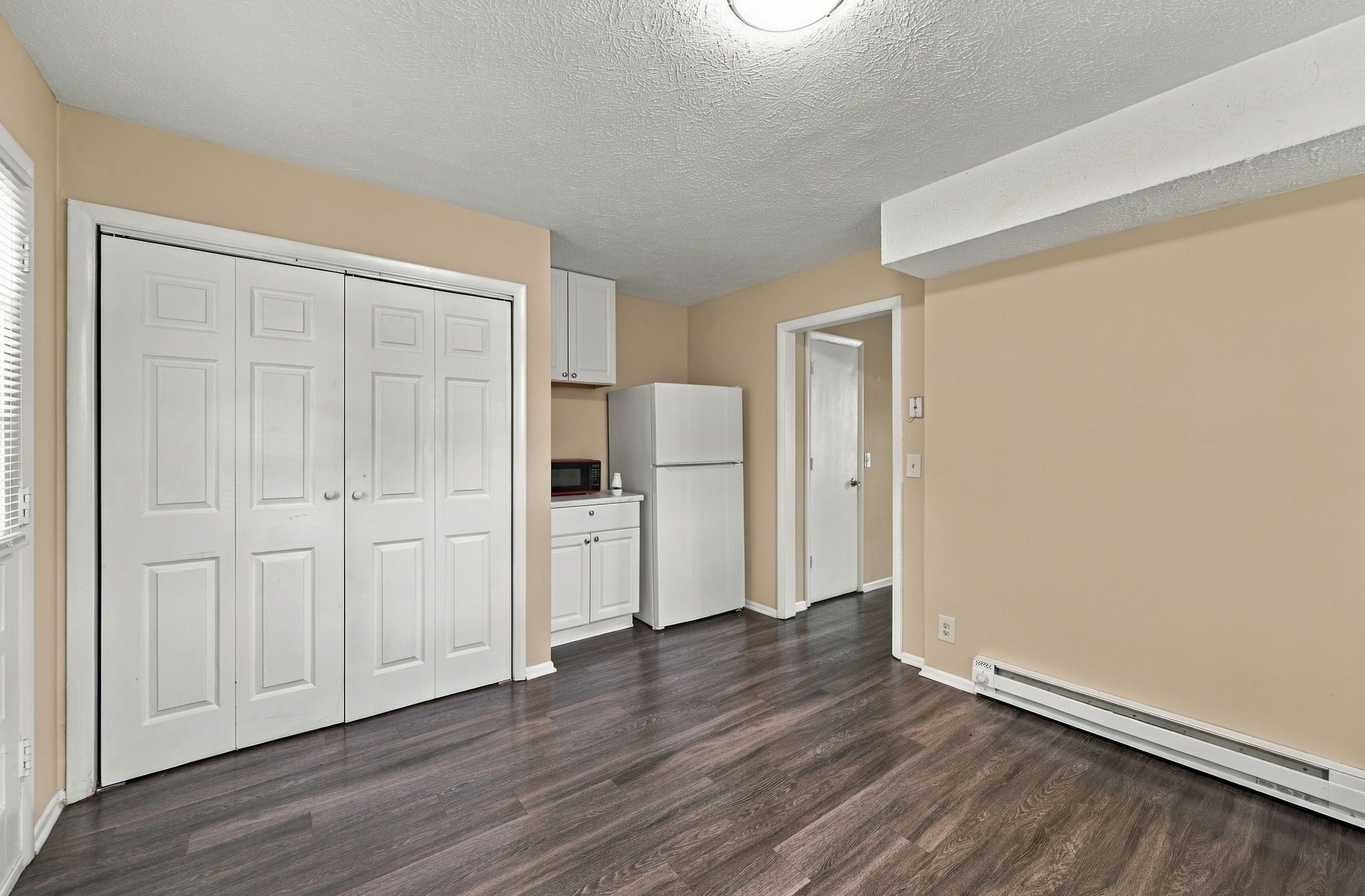 400 Gillespie Ct