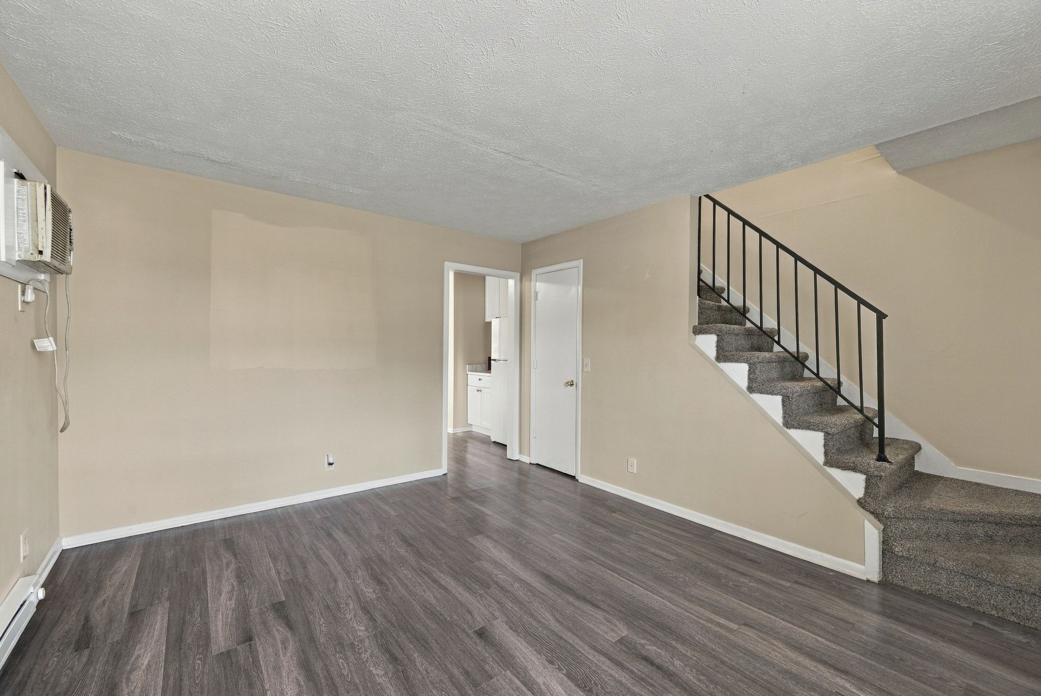 400 Gillespie Ct
