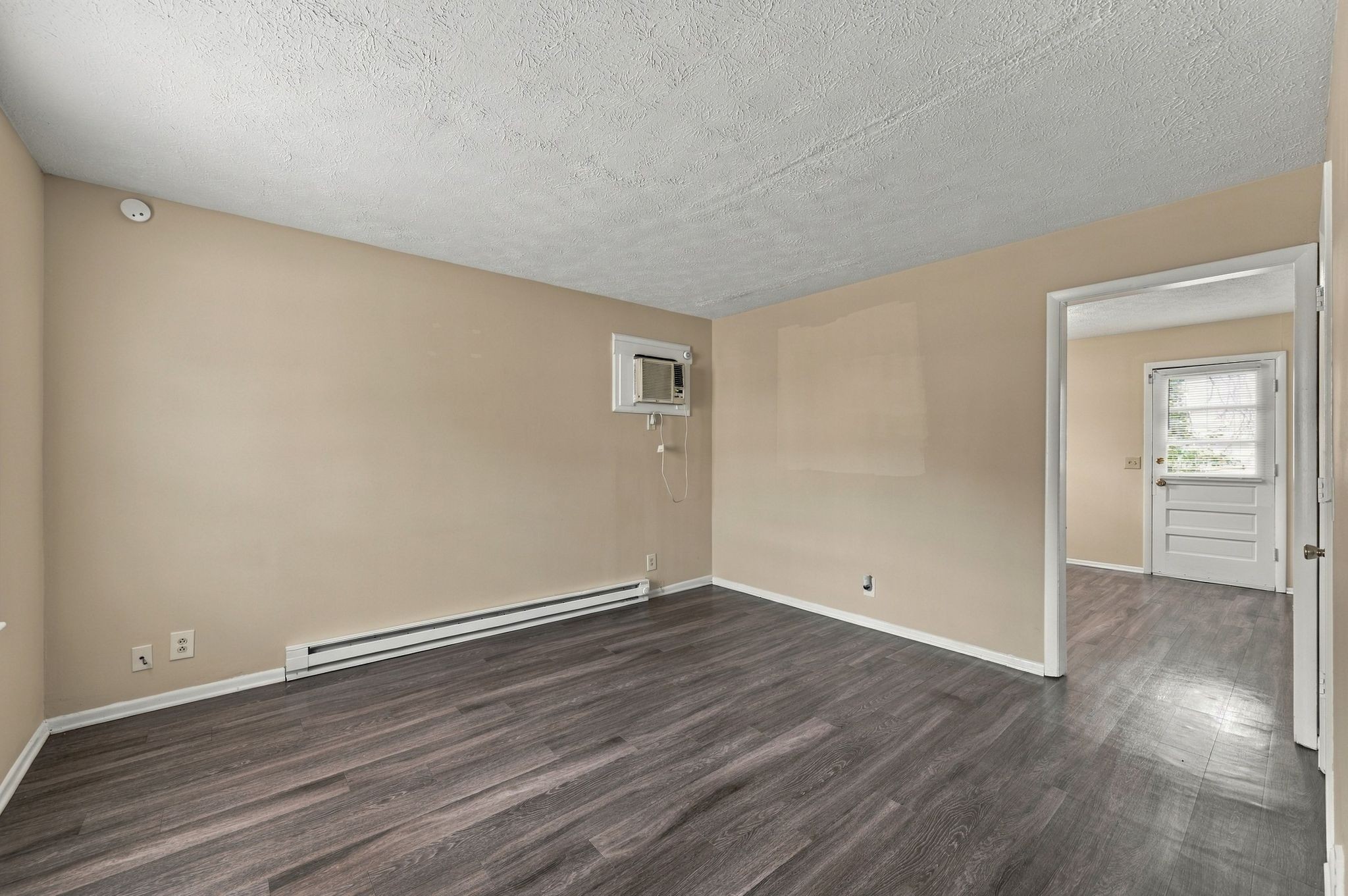 400 Gillespie Ct